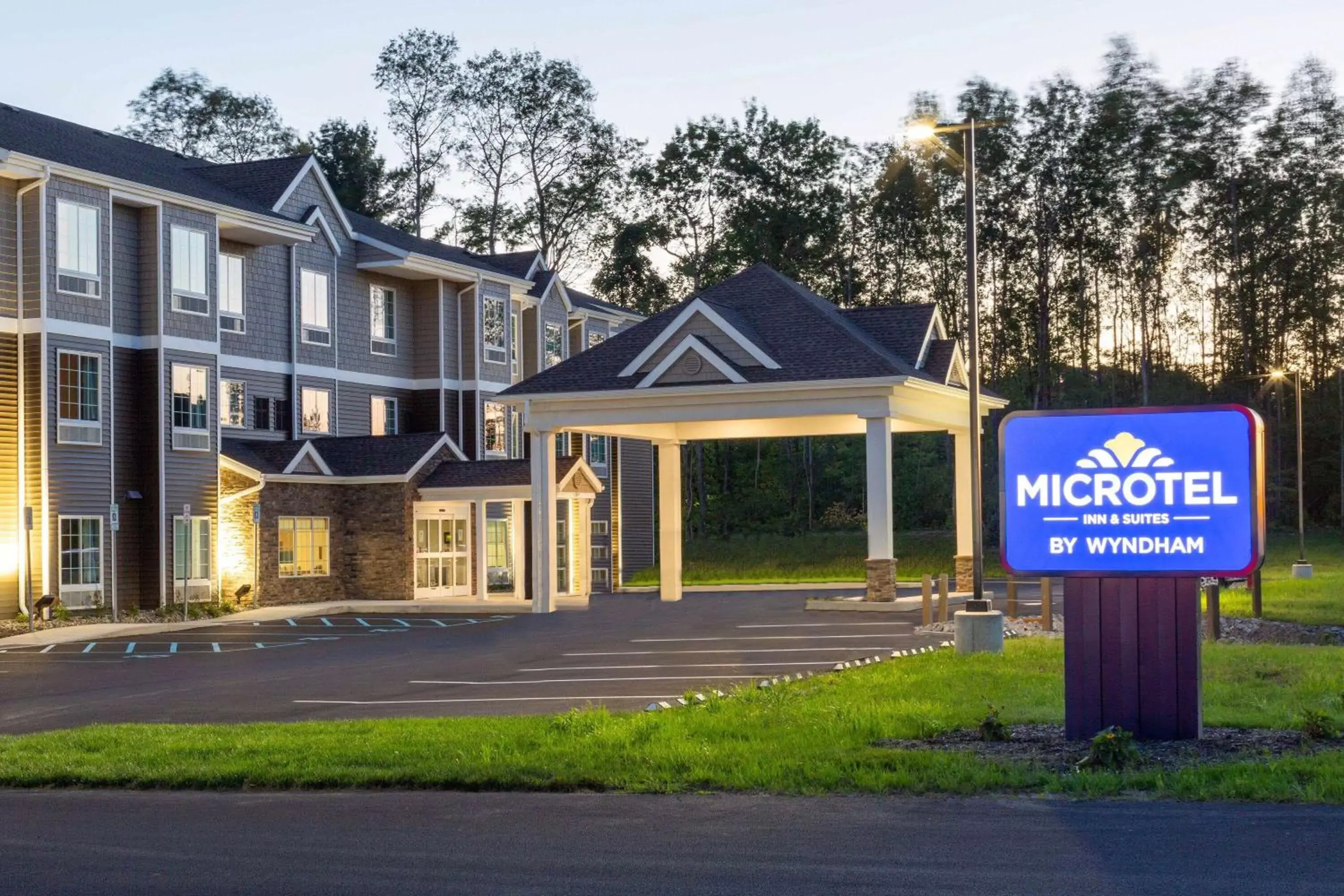 Property Building in Microtel Inn & Suites by Wyndham Amsterdam