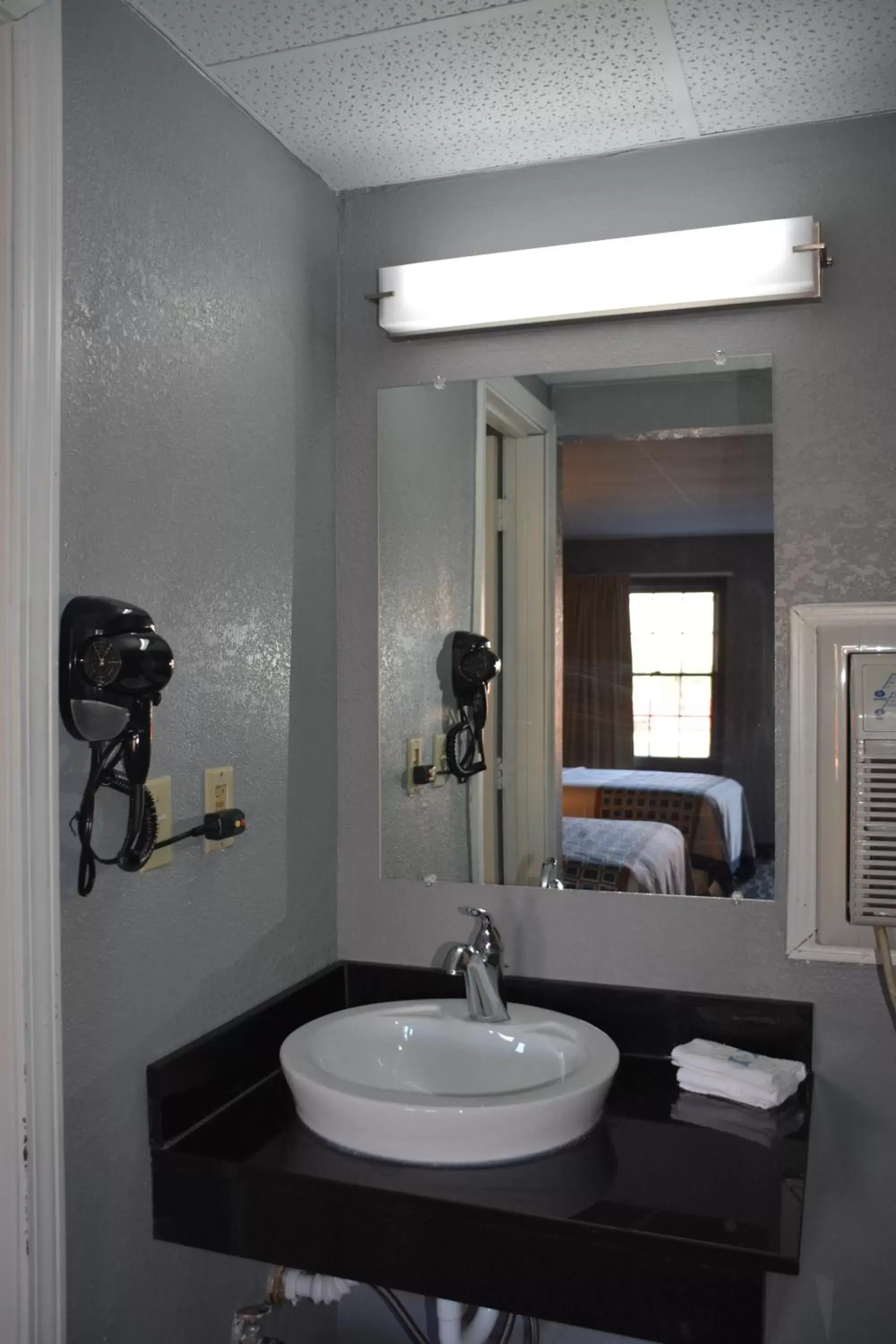 Bathroom in Travelodge by Wyndham Walterboro