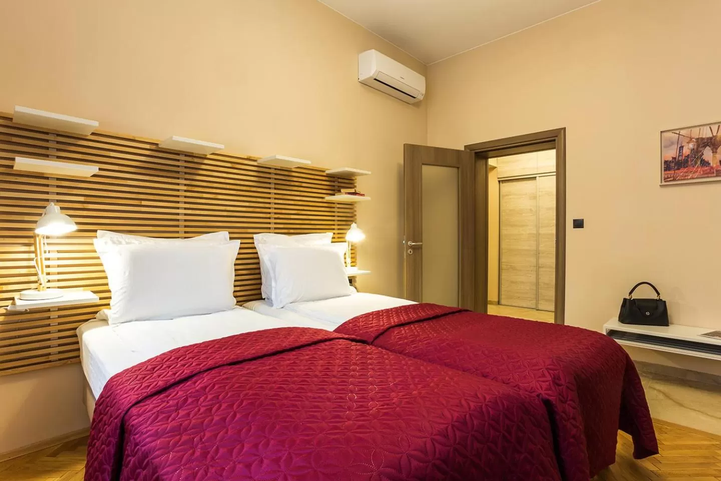 Bed in Sofia Place Hotel by HMG