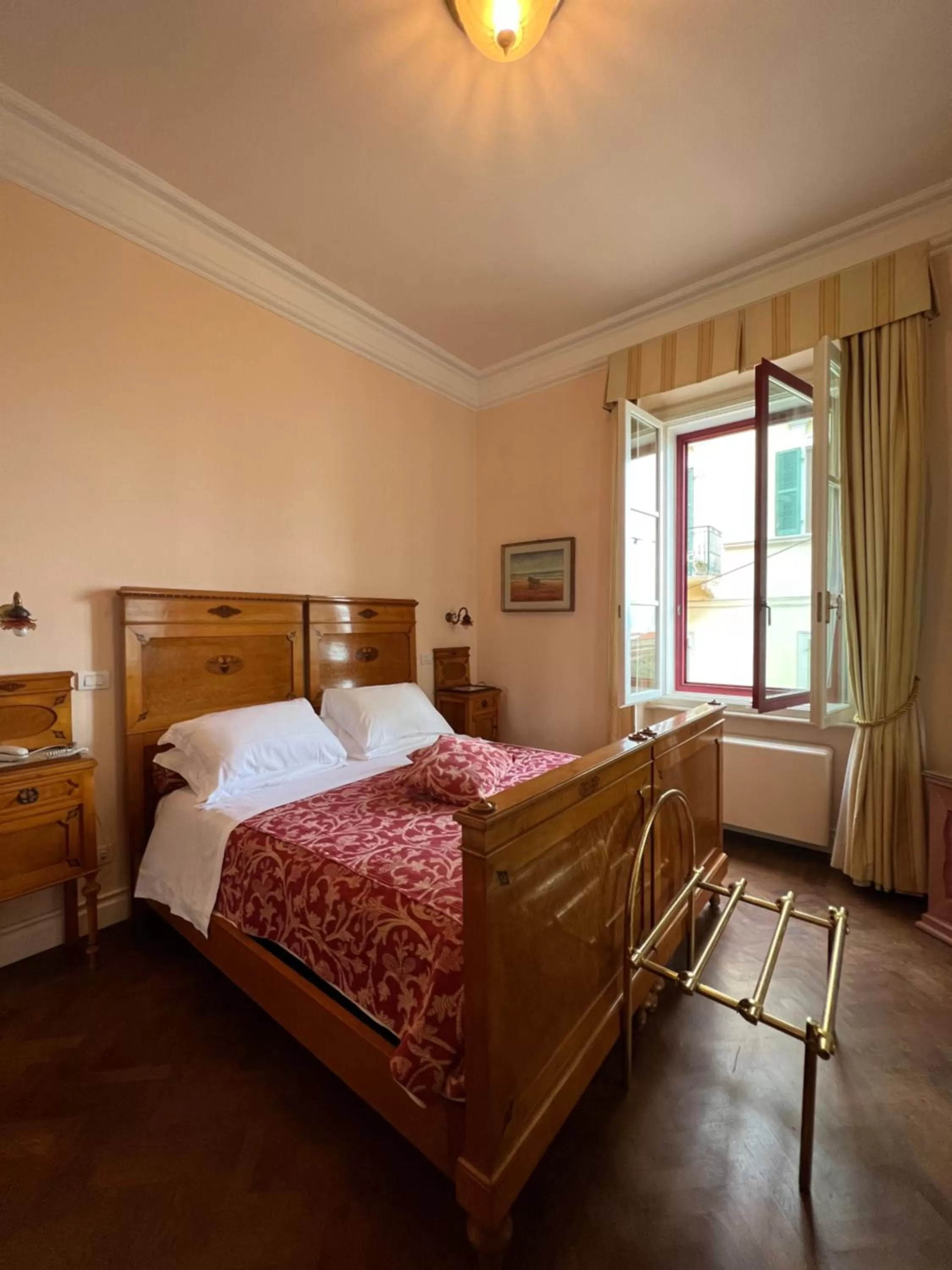 Bedroom, Bed in Dimora Villa Ricci - Only Bed
