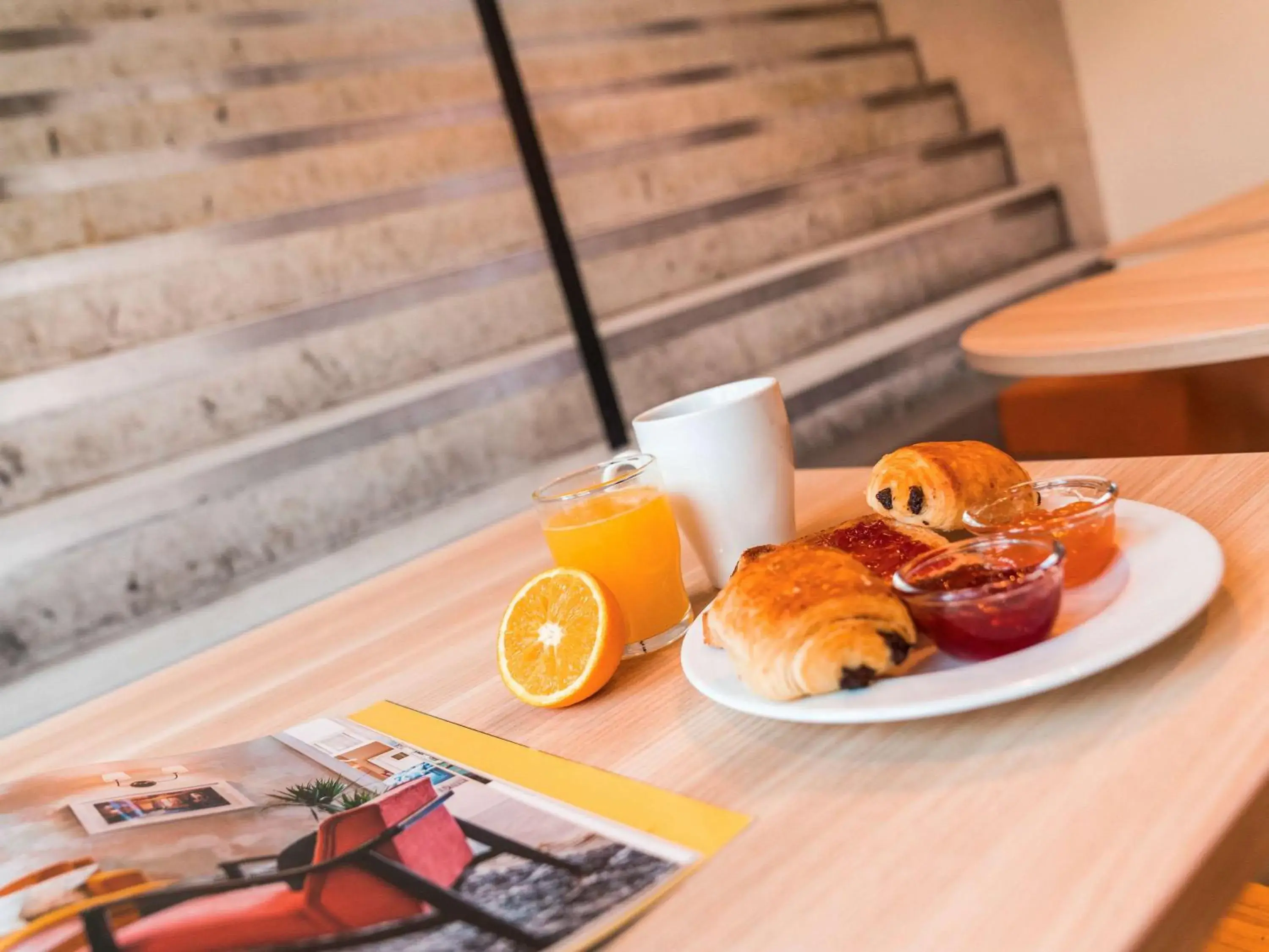 Restaurant/places to eat, Breakfast in Ibis Styles Paris Place d'Italie - Butte Aux Cailles