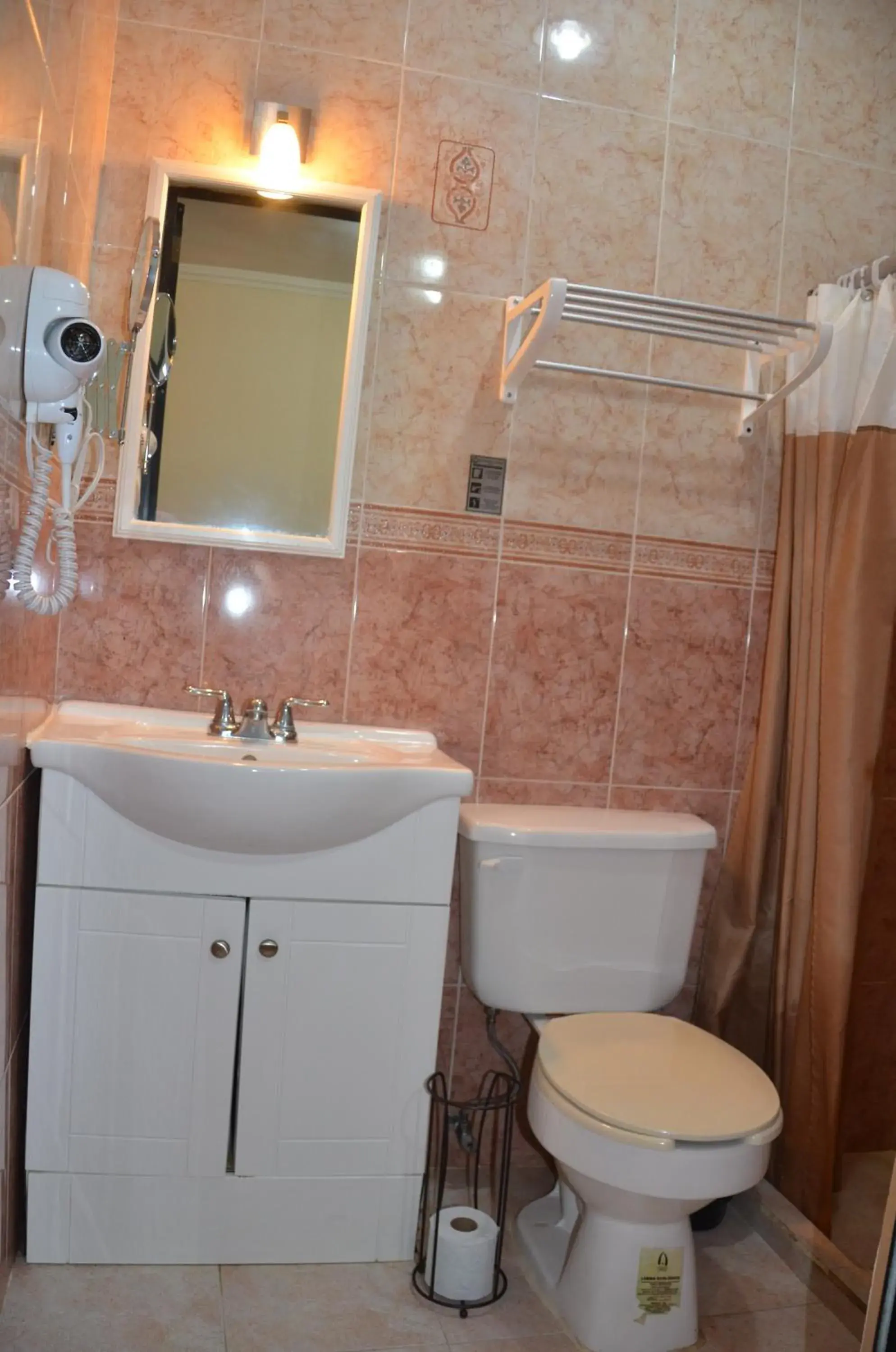 Bathroom in Terracota Corner Rooms