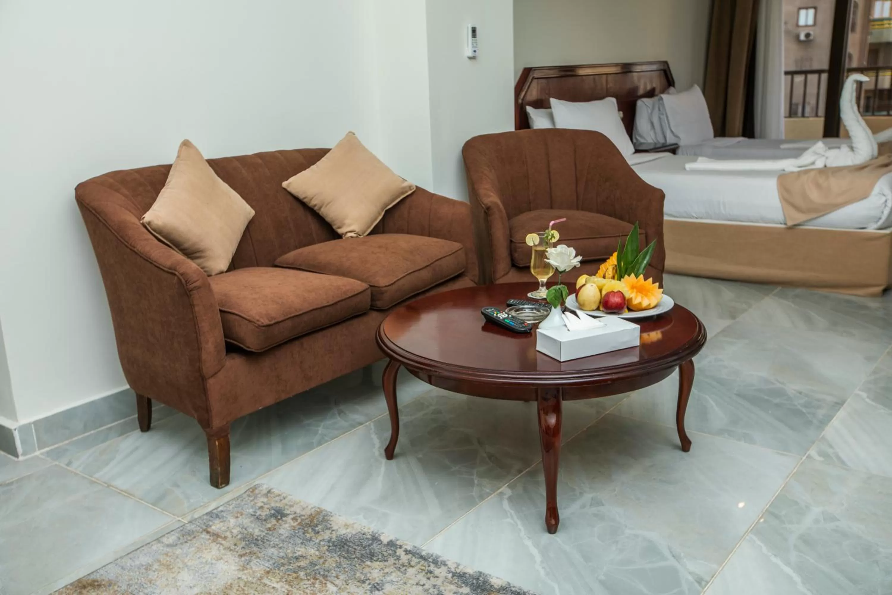 Living room, Bed in AIFU Hotel El Montazah Alexandria