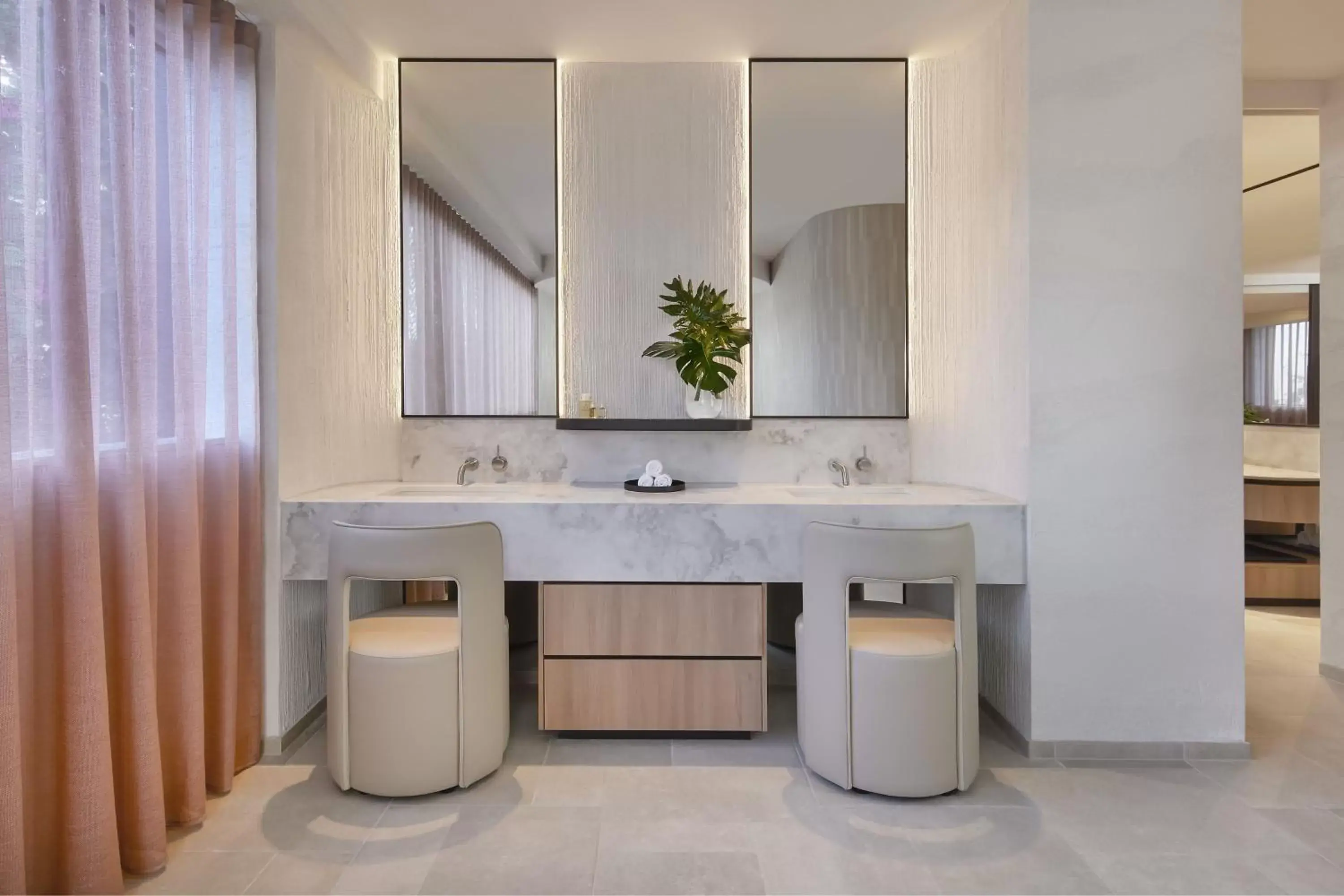 Bathroom in JW Marriott Gold Coast Resort & Spa