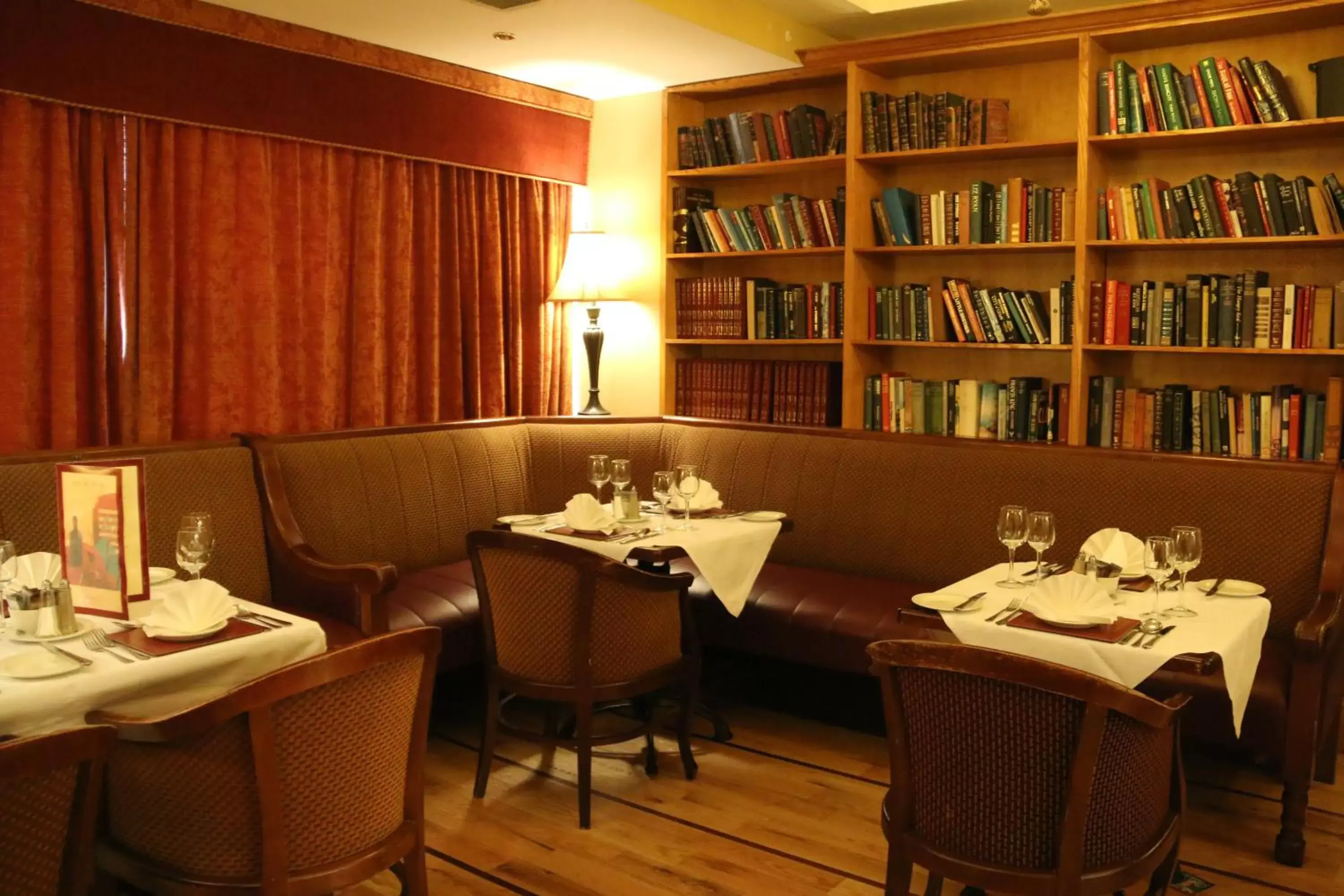Restaurant/Places to Eat in Gullane's Hotel