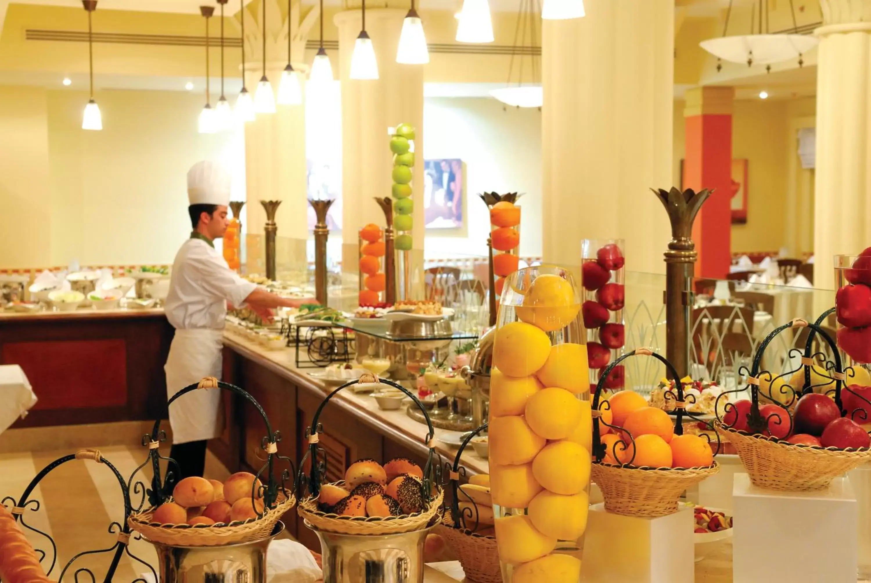 Restaurant/places to eat, Food in Marina Plaza Hotel Tala Bay