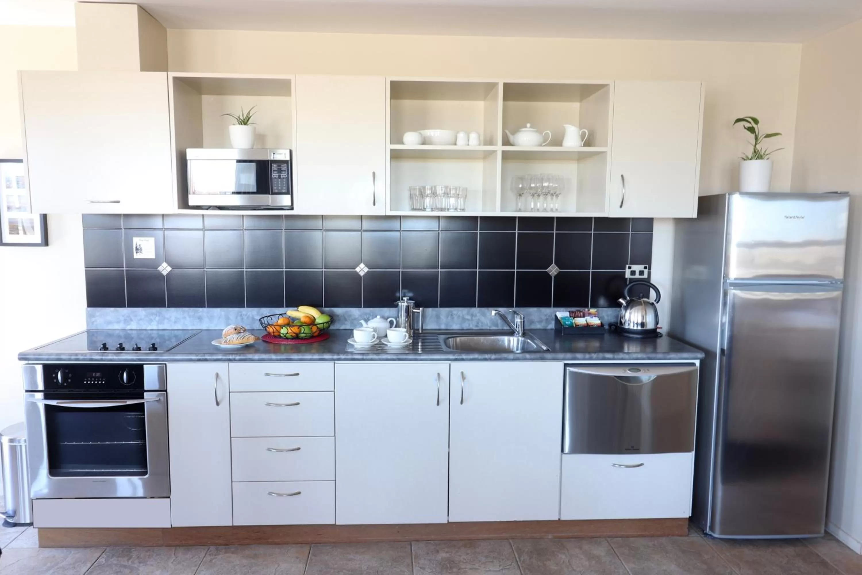 Kitchen or kitchenette in Coleraine Suites & Apartments