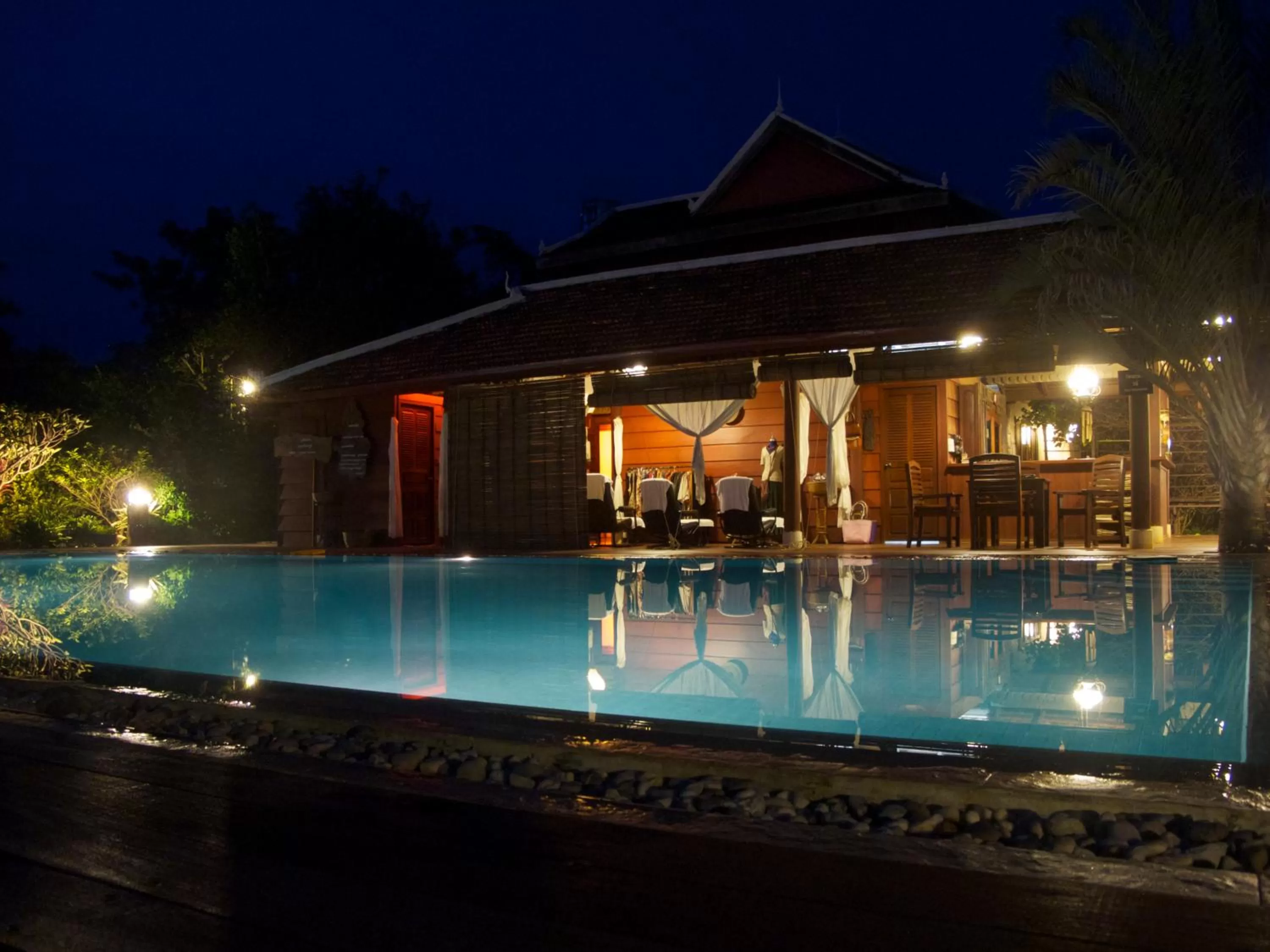 Swimming pool in Terres Rouges Lodge