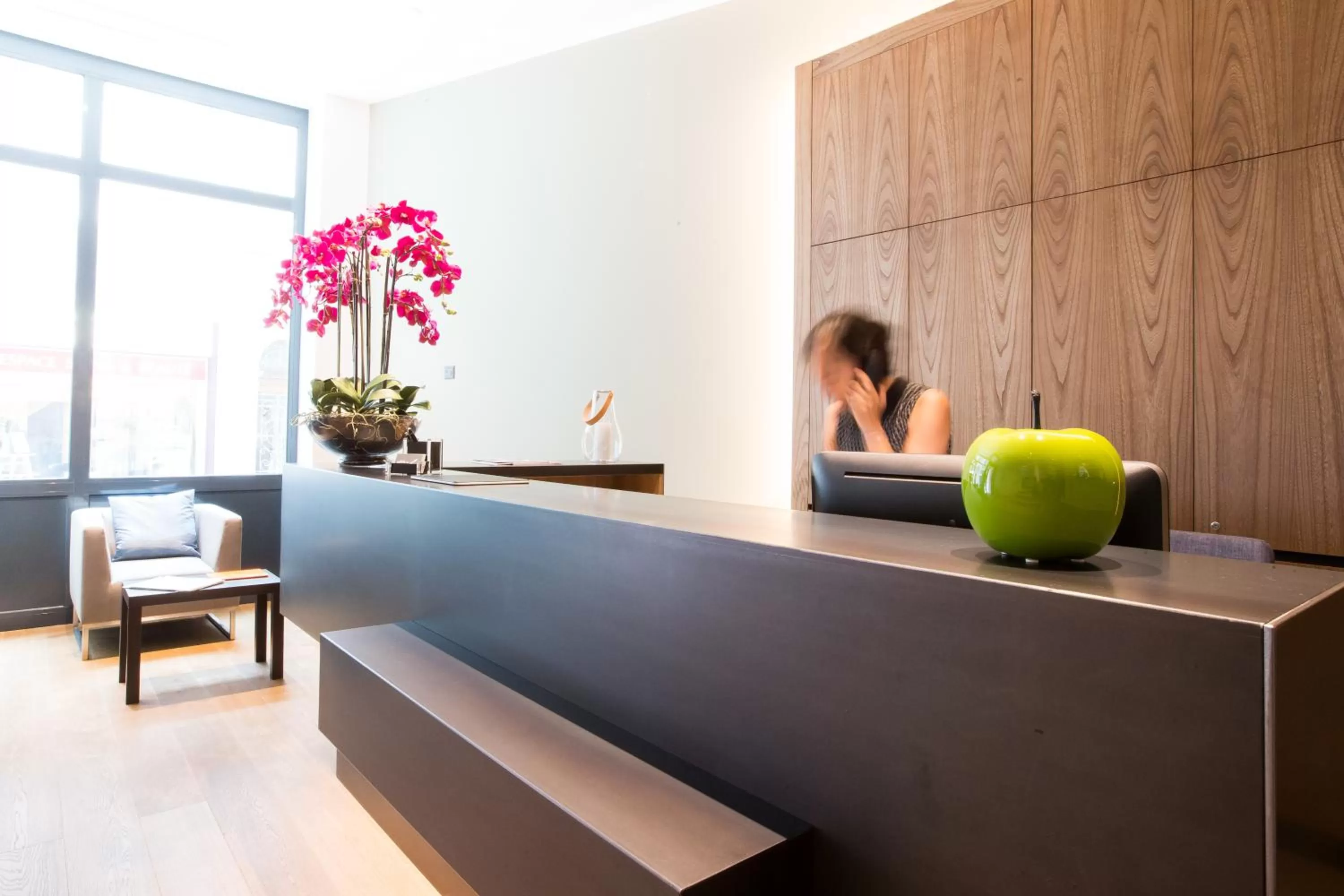 Lobby or reception in Hôtel des Voyageurs Boutique