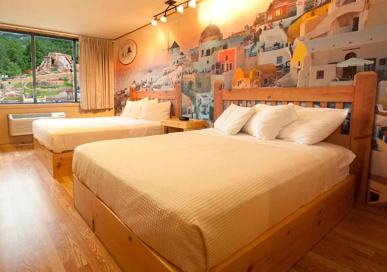 Bedroom, Bed in MT. OLYMPUS WATER PARK AND THEME PARK RESORT