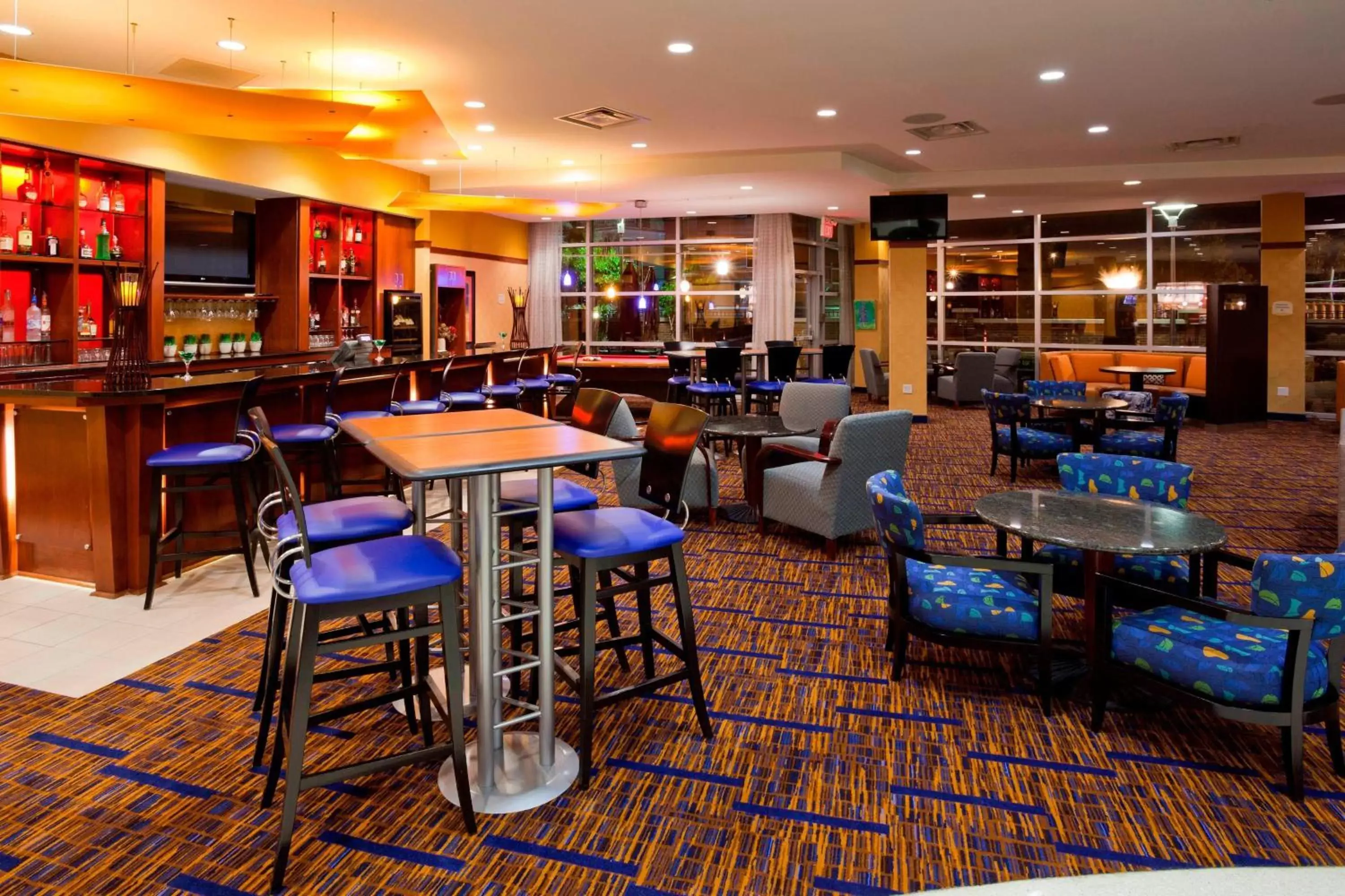 Lobby or reception, Restaurant/Places to Eat in Courtyard Minneapolis Maple Grove Arbor Lakes