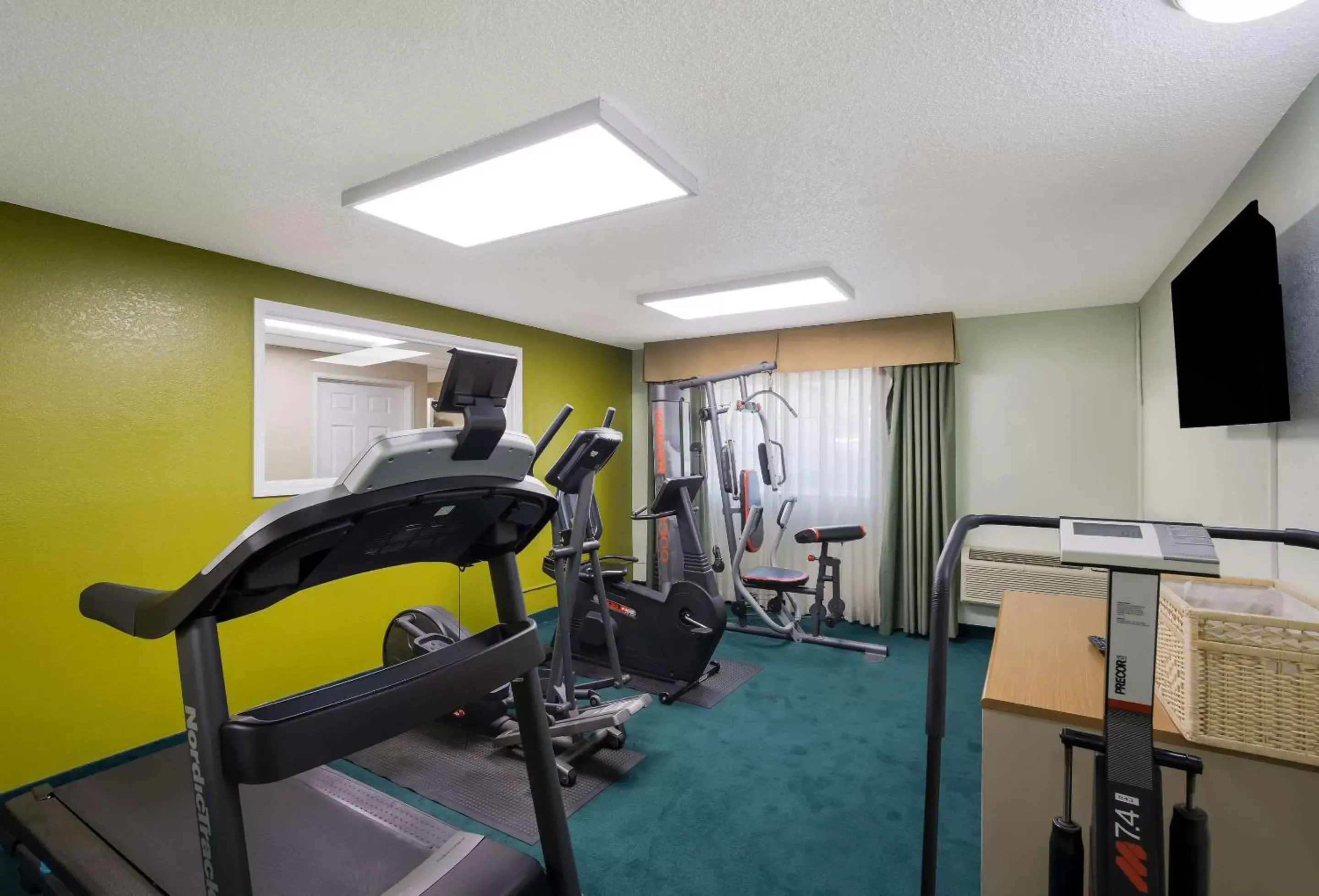 Fitness centre/facilities, Fitness Center/Facilities in Quality Inn & Suites Medford Airport