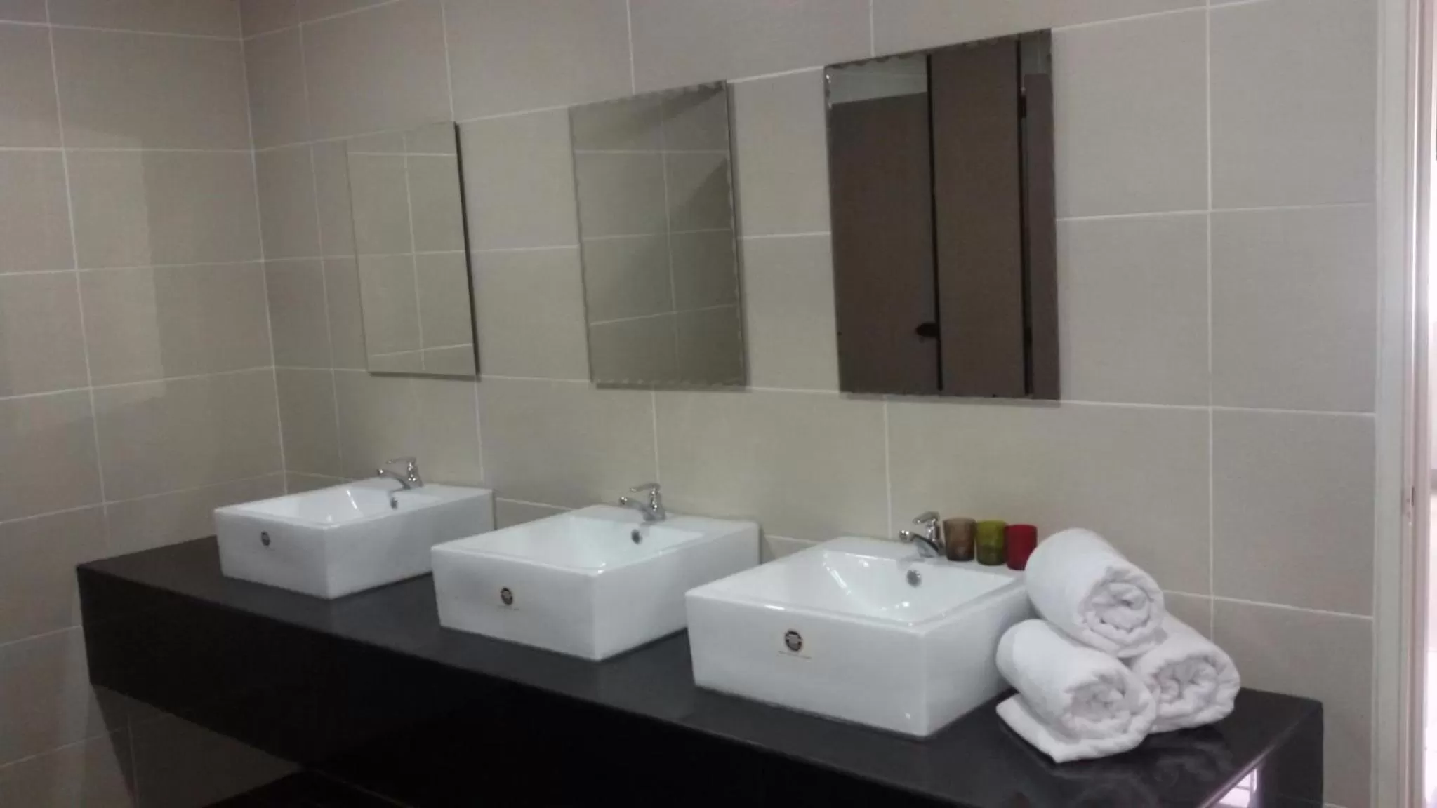 Bathroom in Hotel Mutiara KGMMB, Melaka