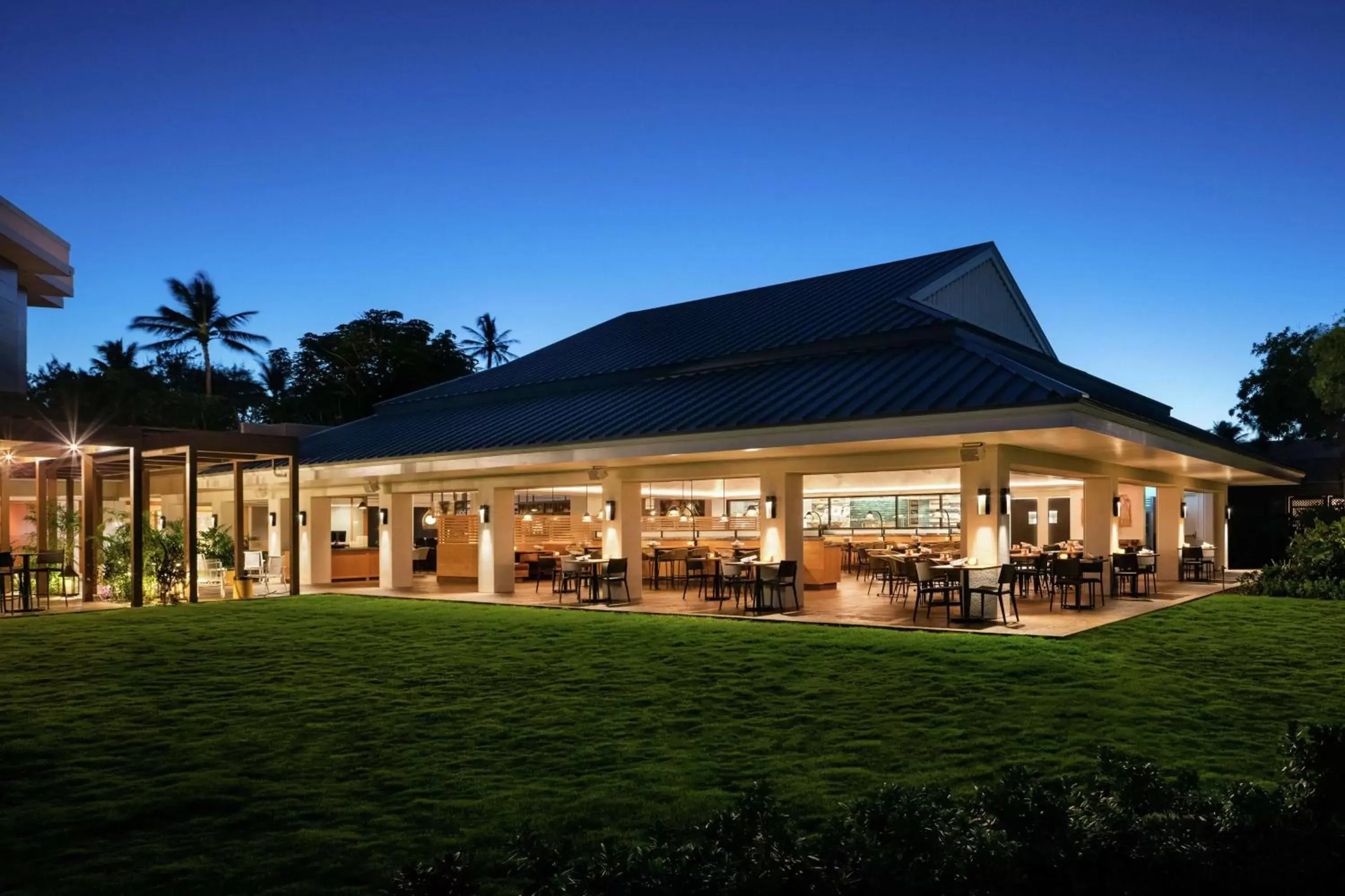 Restaurant/places to eat, Property Building in Hilton Waikoloa Village