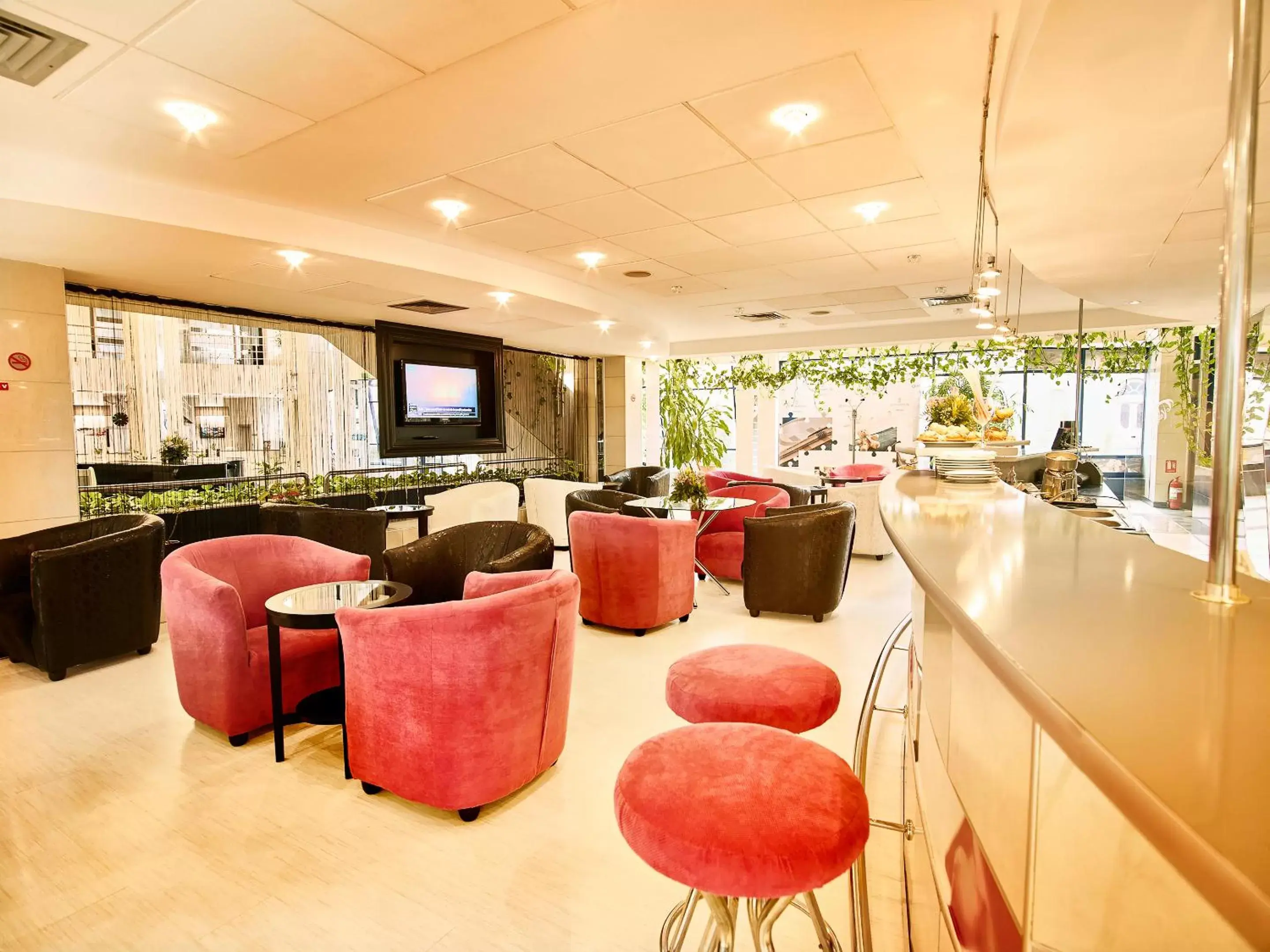 Lobby or reception, Lounge/Bar in Continental Forum Oradea
