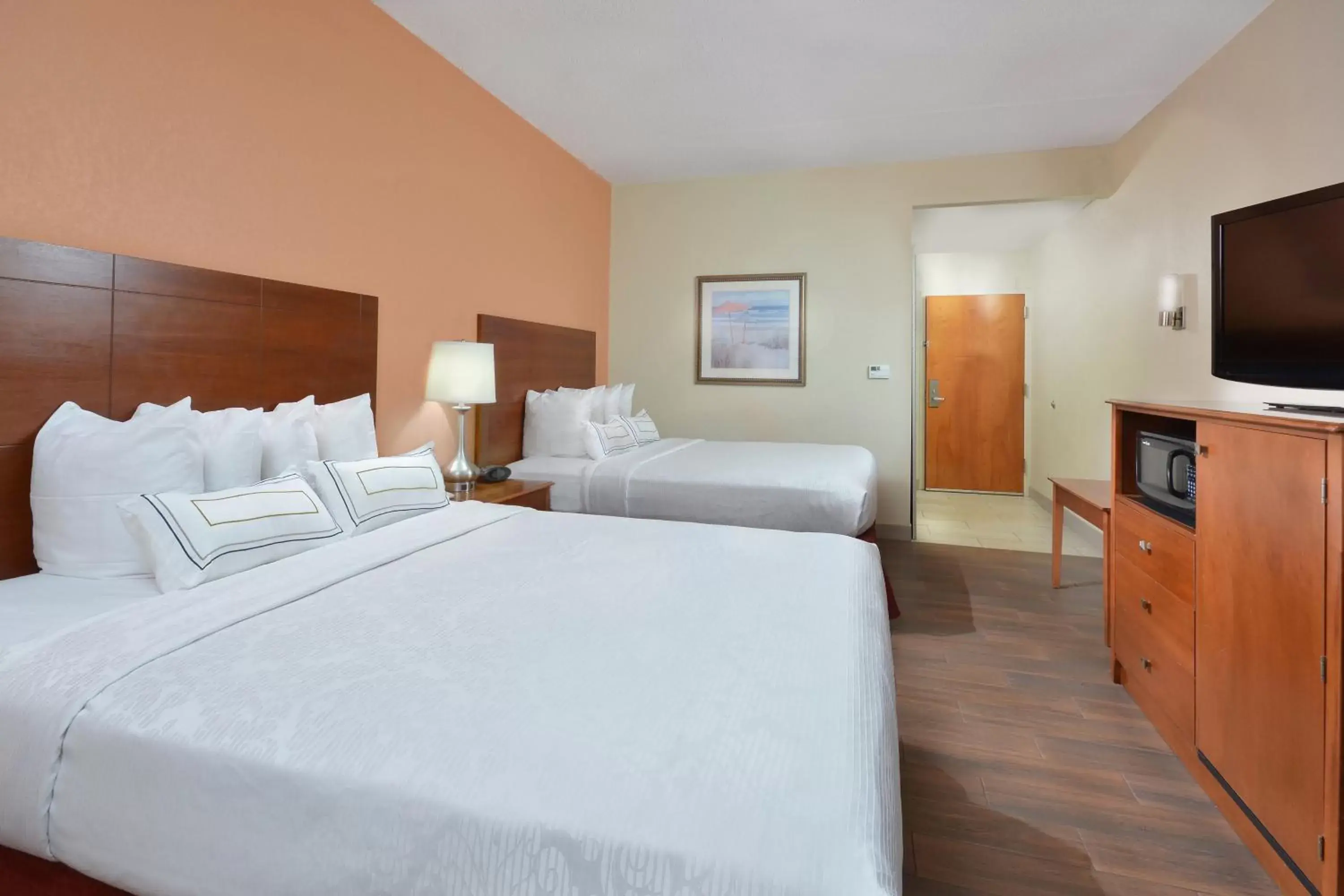 Bedroom, Bed in Best Western Plus Wilmington / Wrightsville Beach