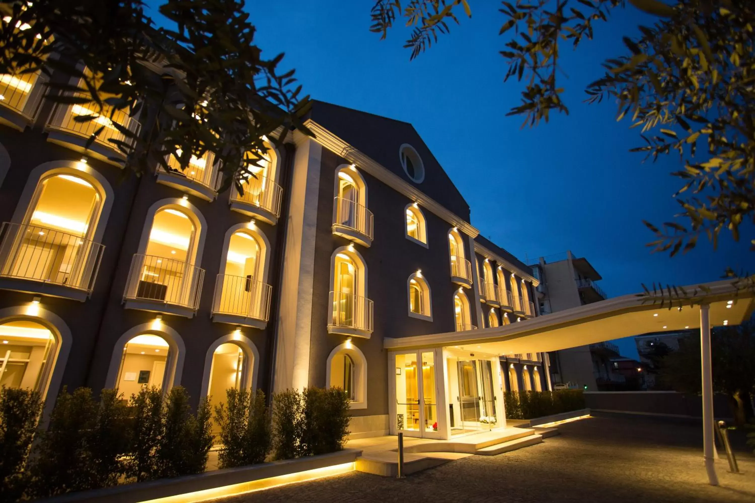 Facade/entrance, Property Building in Airone City Hotel