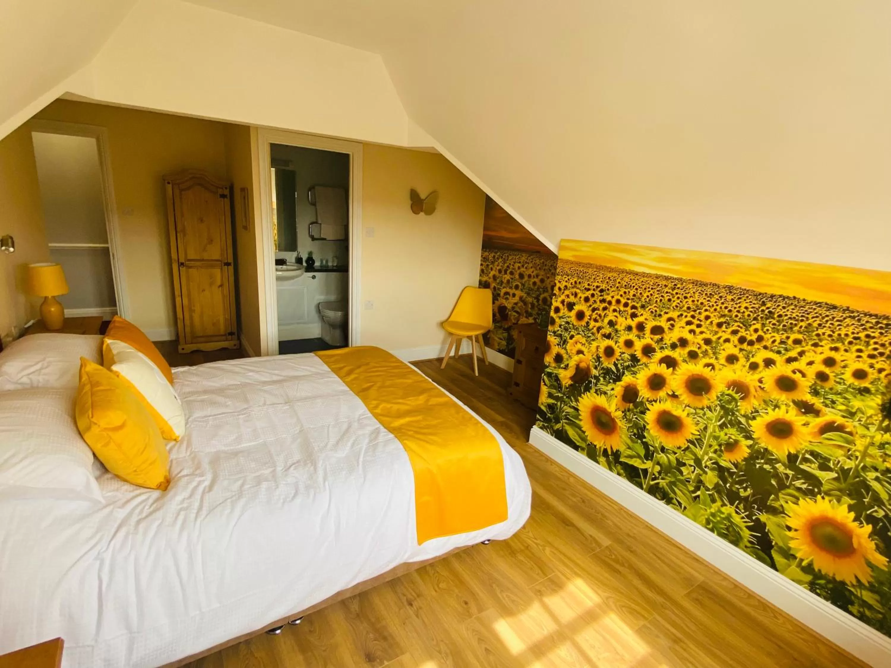 Bed in All Seasons Bed & Breakfast - Adults Only