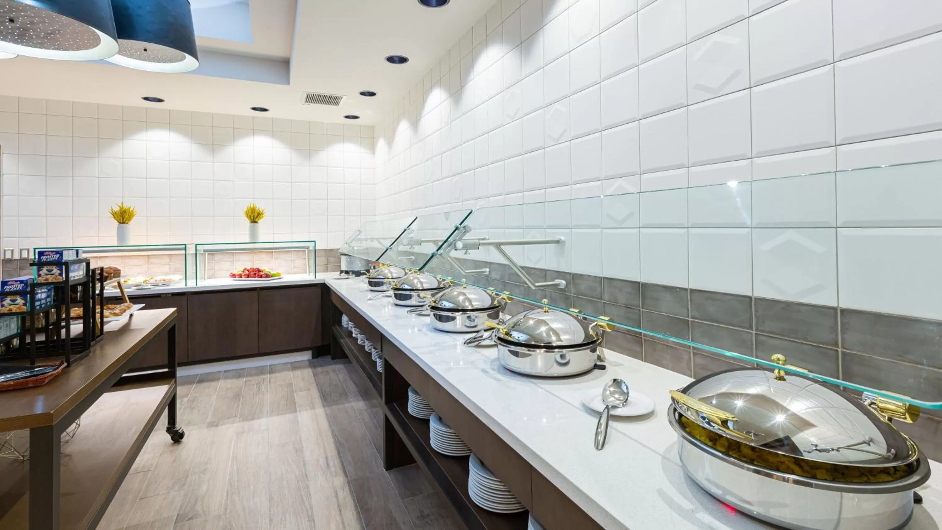 Restaurant/places to eat in Holiday Inn San Jose-Silicon Valley by IHG