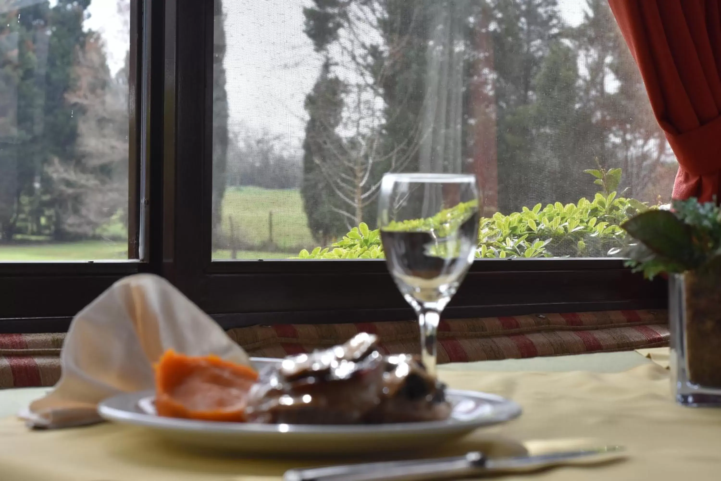 Food and drinks in La Posta del Pilar Hotel & Spa Food and drinks in La Posta del Pilar Hotel & Spa