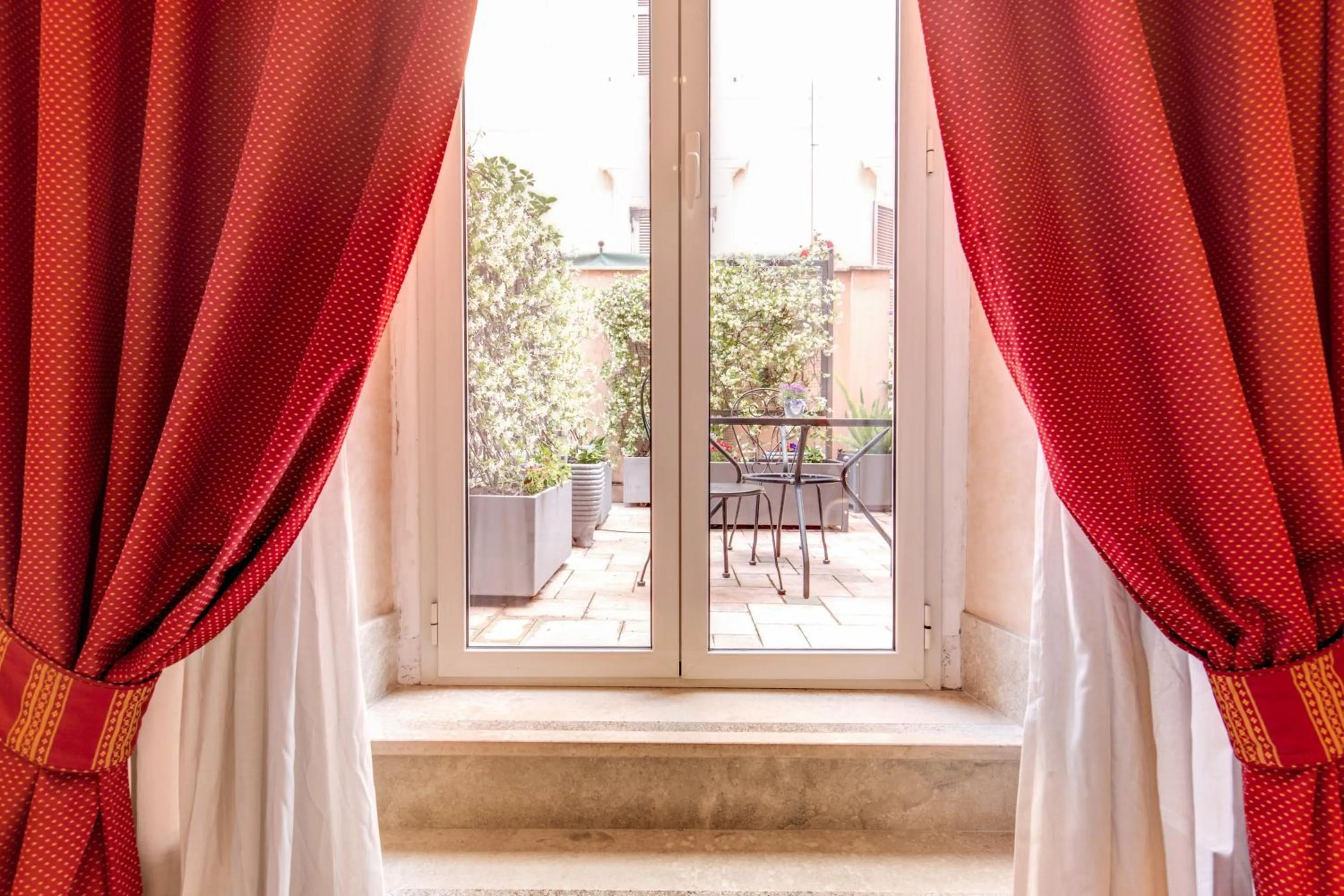 Balcony/Terrace in Roman Terrace