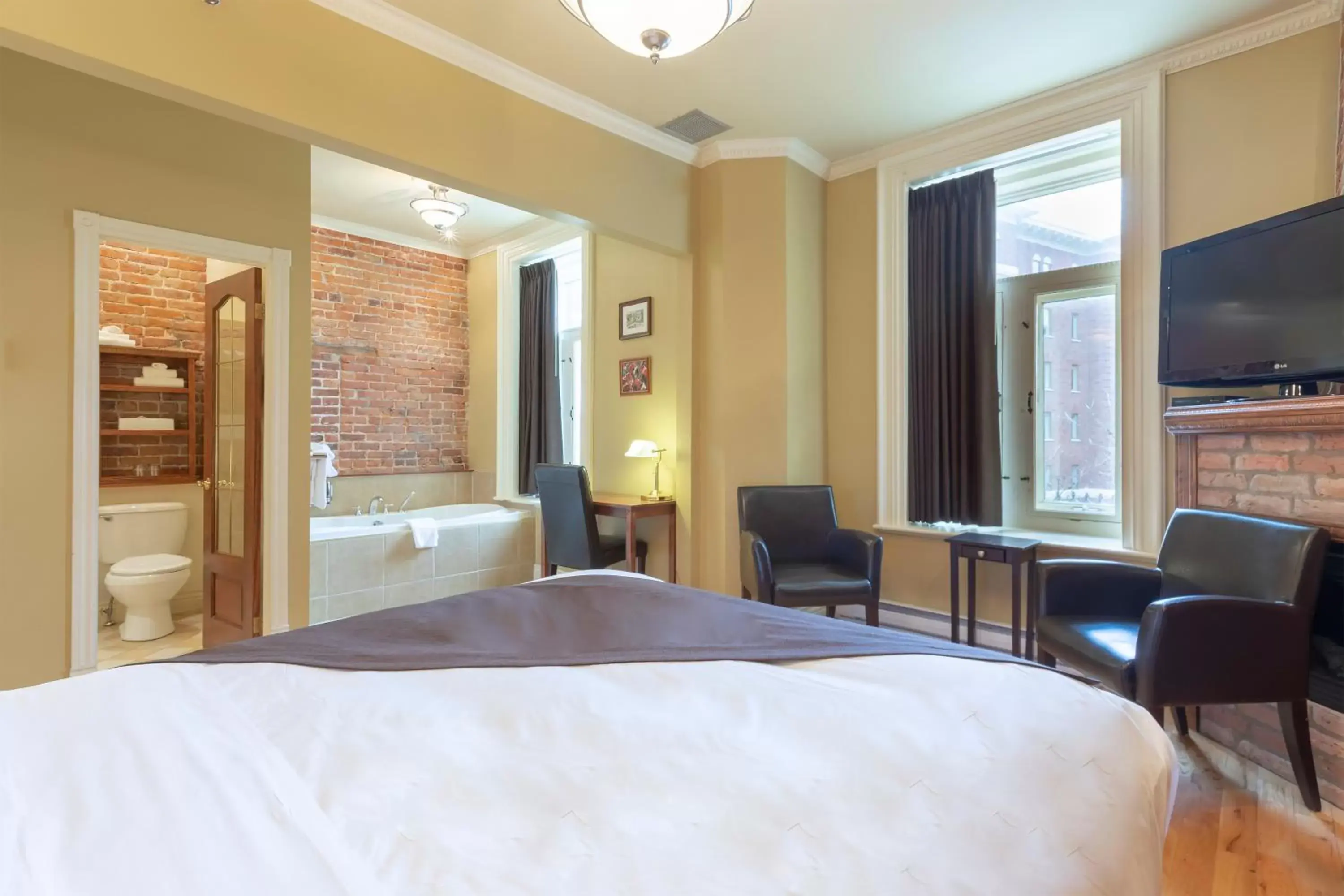 Bedroom, Bed in Unilofts Grande-Allée