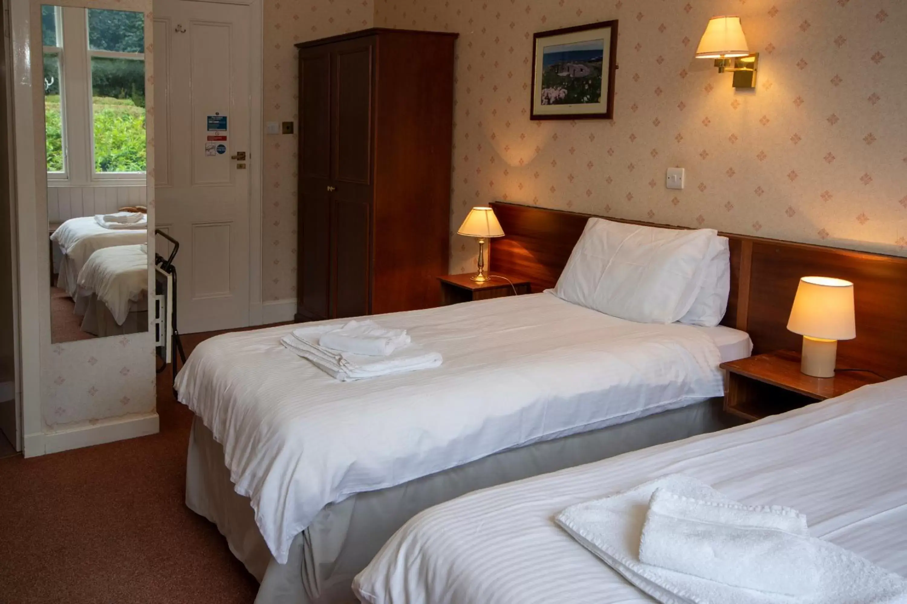 Bed in The Stromness Hotel
