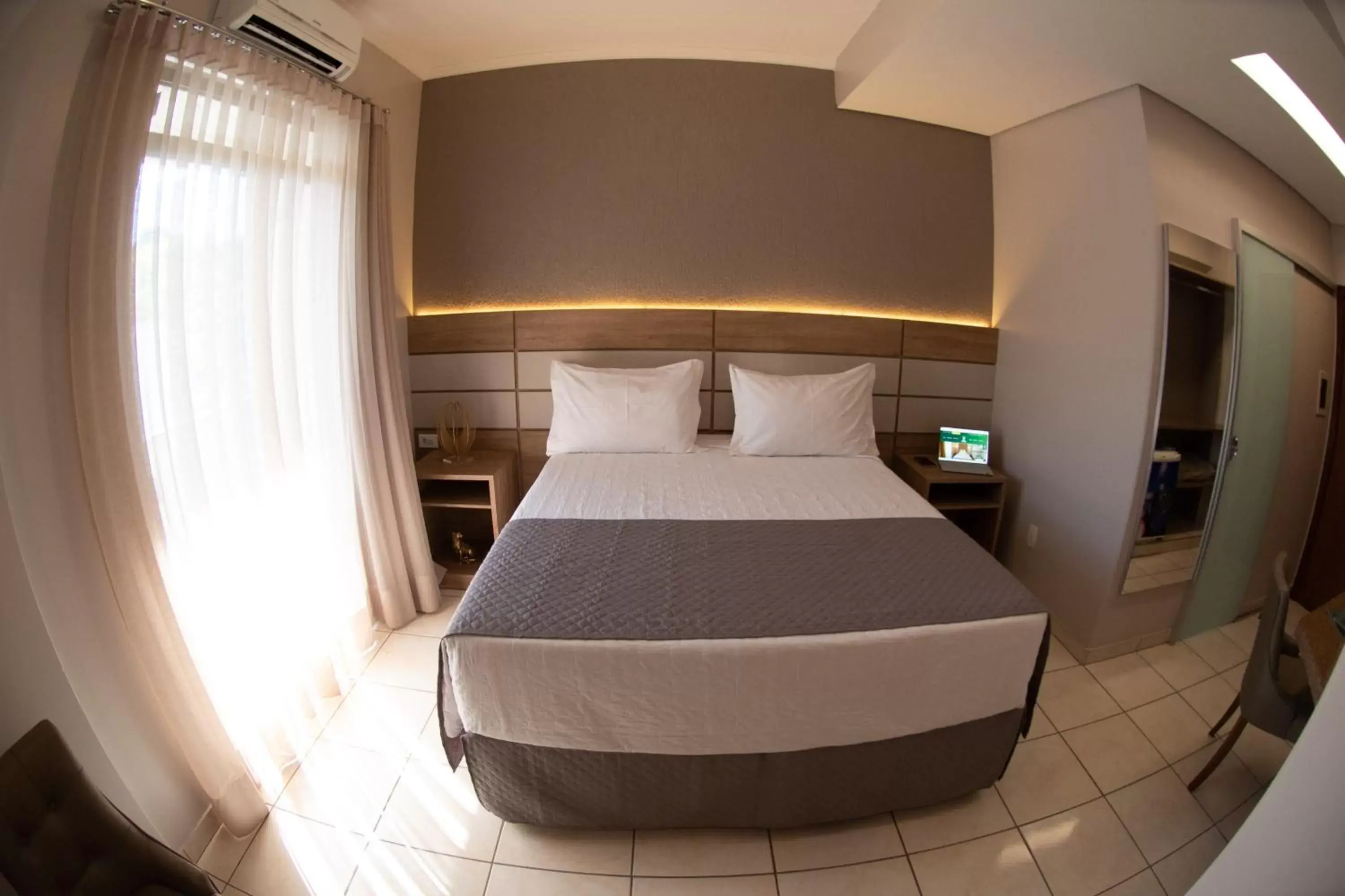 Bed in Hotel Capital Das Pedras