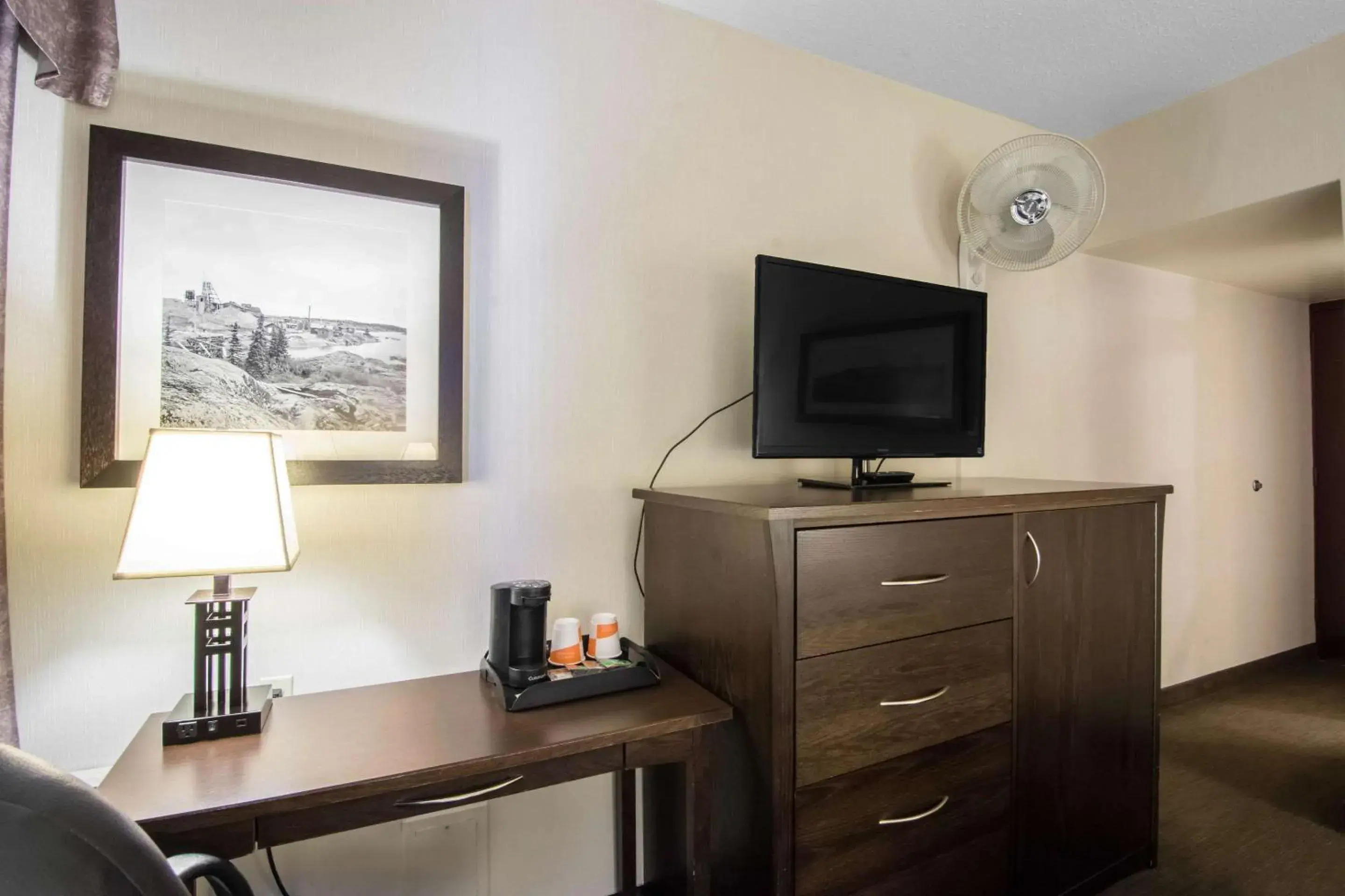 Photo of the whole room, TV/Entertainment Center in Quality Inn & Suites Yellowknife