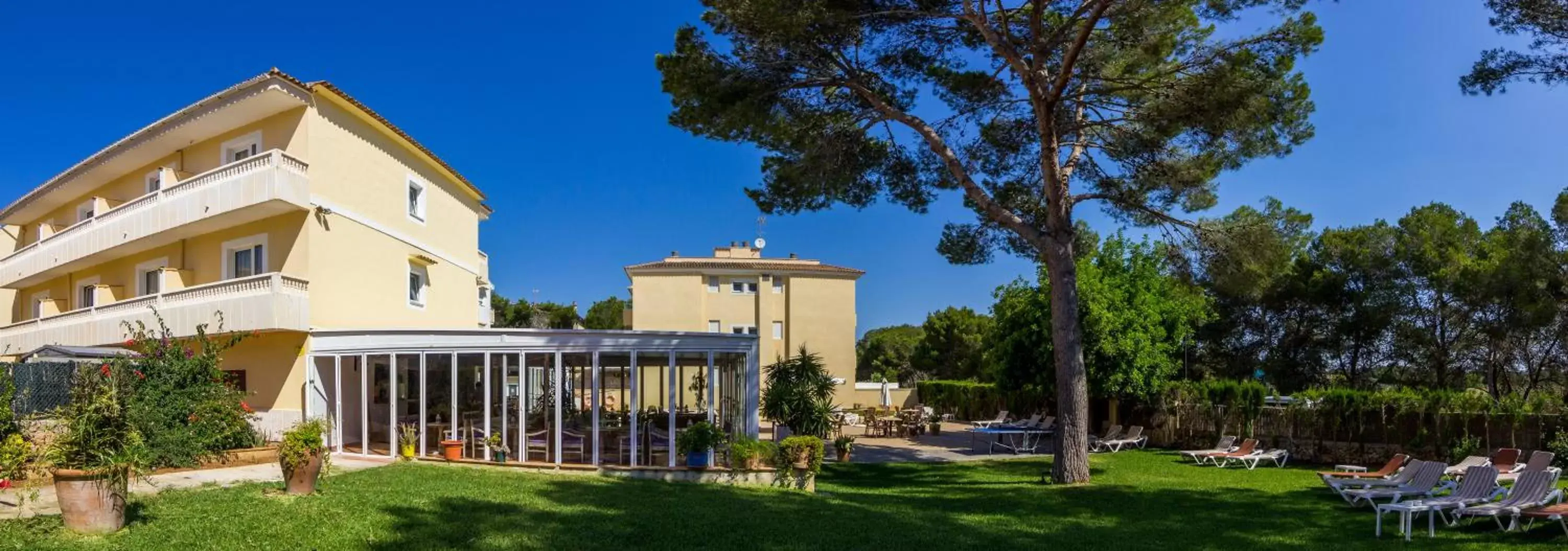 Property building in Bluewater Hotel Property building in Bluewater Hotel