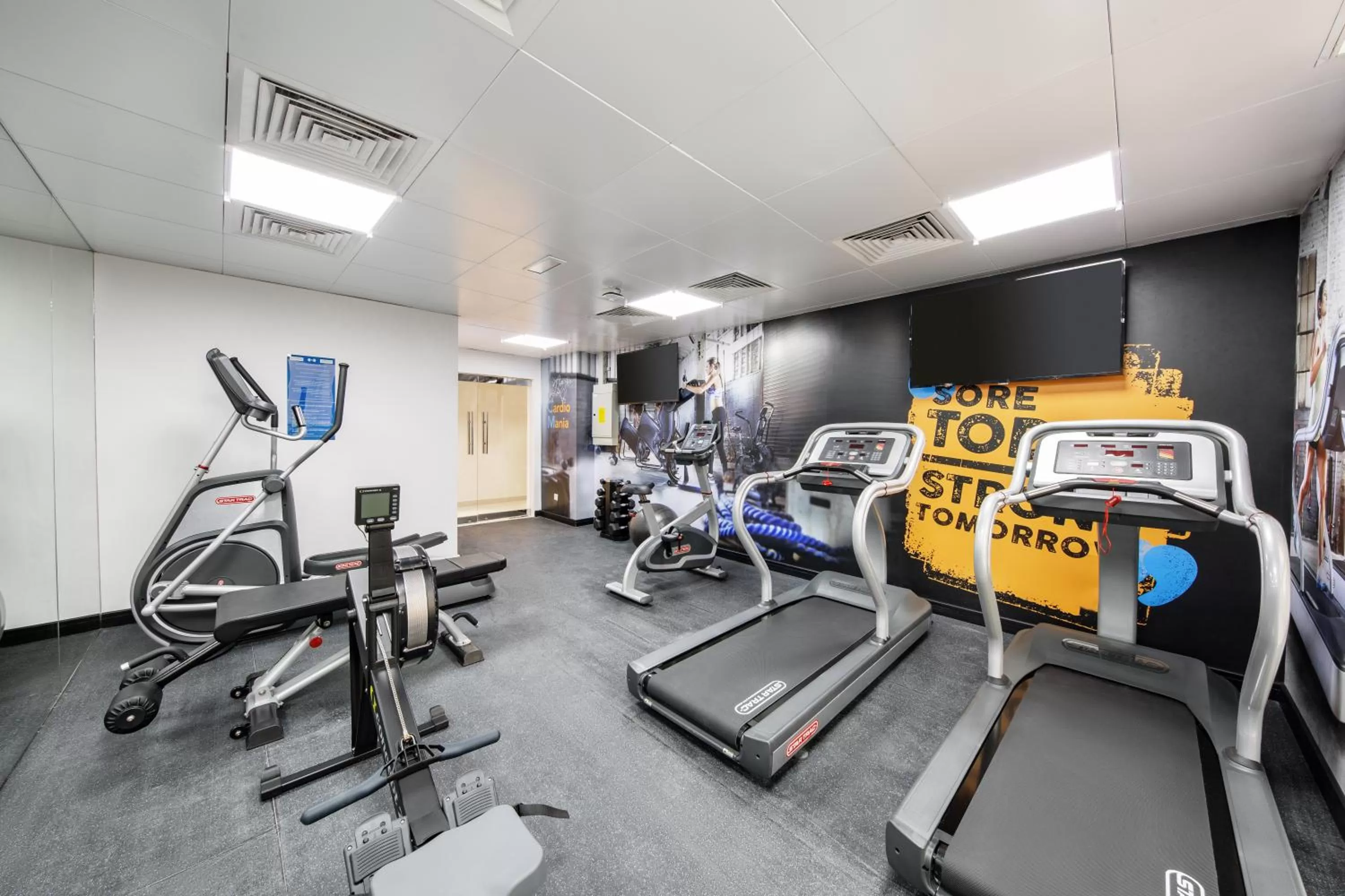Fitness centre/facilities in Citymax Hotel Al Barsha