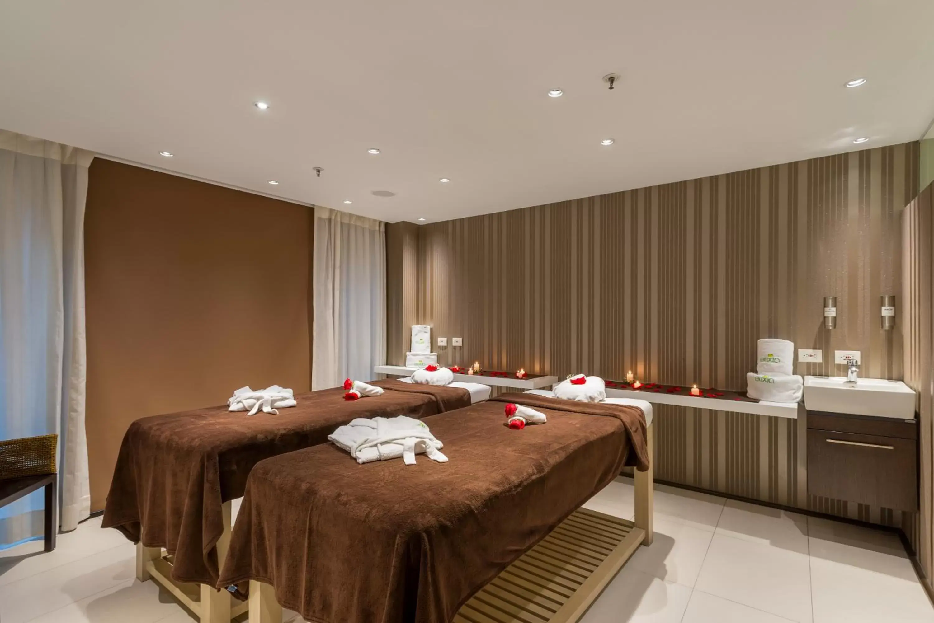 Spa and wellness centre/facilities in Casa Dann Carlton Hotel & SPA