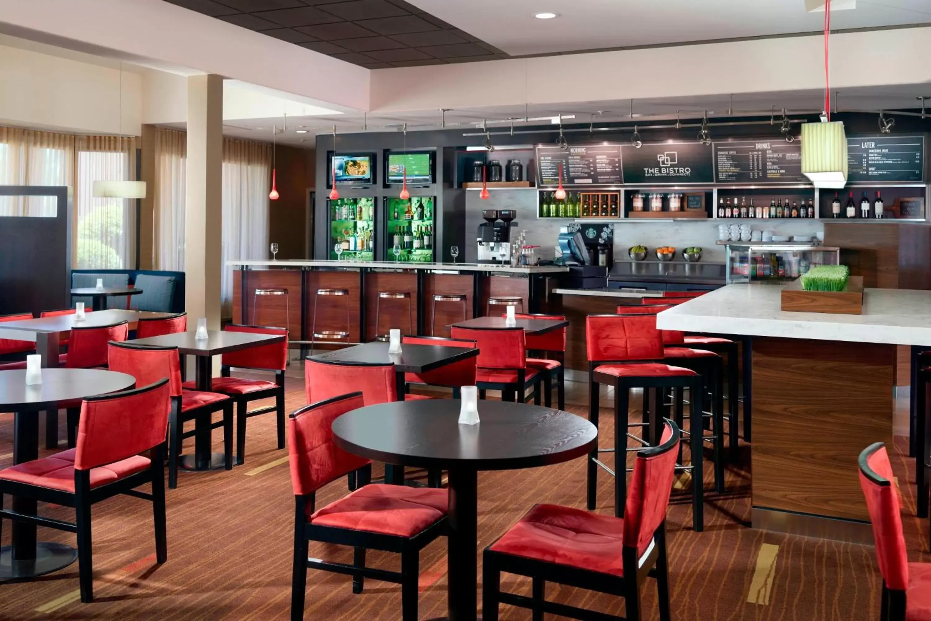 Restaurant/places to eat, Lounge/Bar in Courtyard by Marriott Columbus