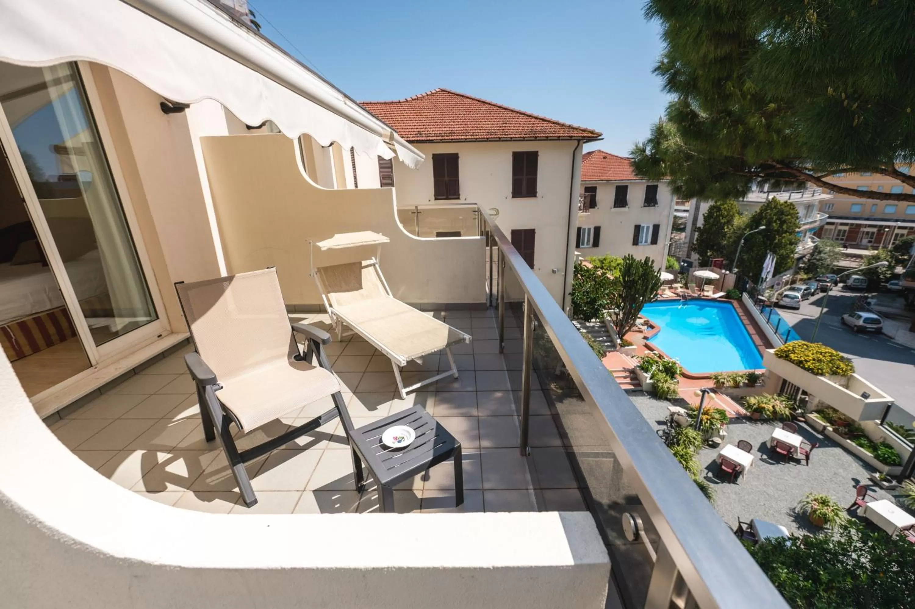 Swimming pool in Coccodrillo Hotel & Apartments