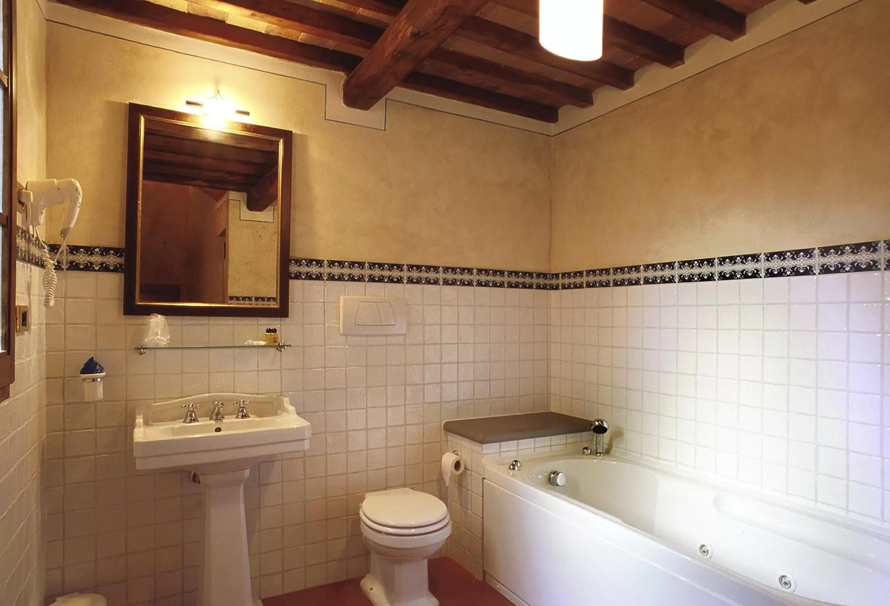 Bathroom in B&B Palazzo Al Torrione 2