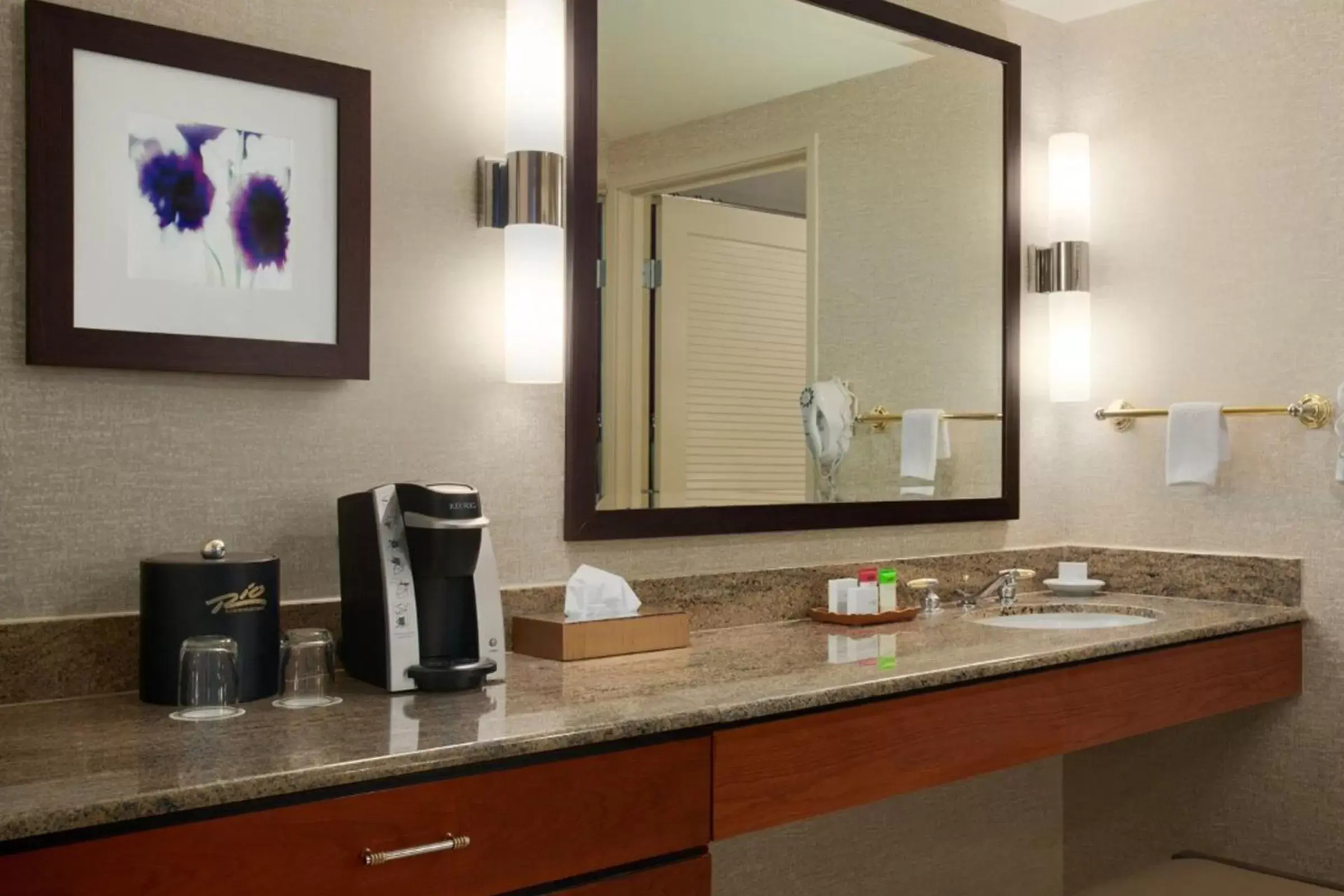 Toilet, Bathroom in Rio All-Suite Hotel & Casino