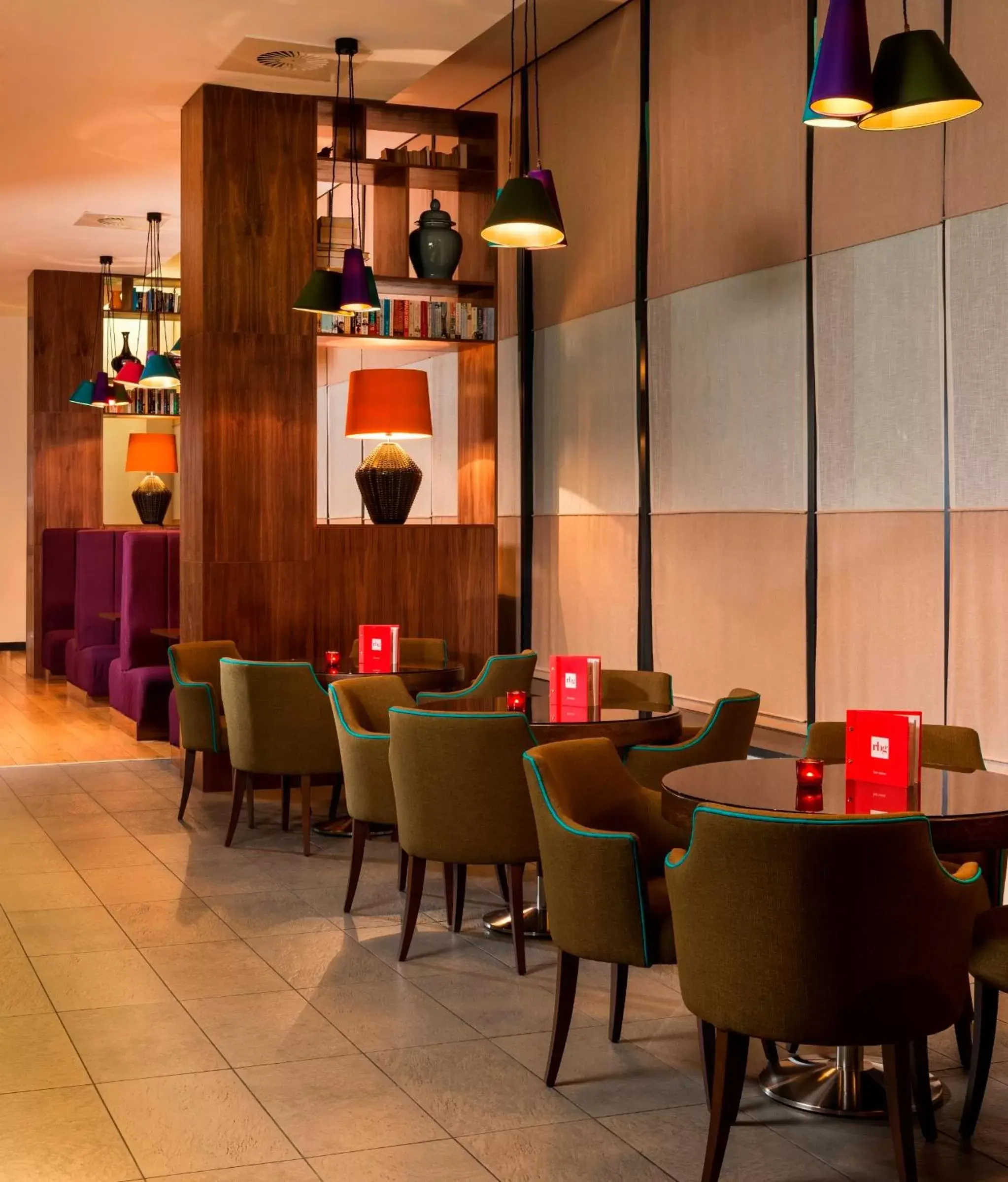 Lounge or bar, Restaurant/Places to Eat in Park Inn by Radisson Aberdeen
