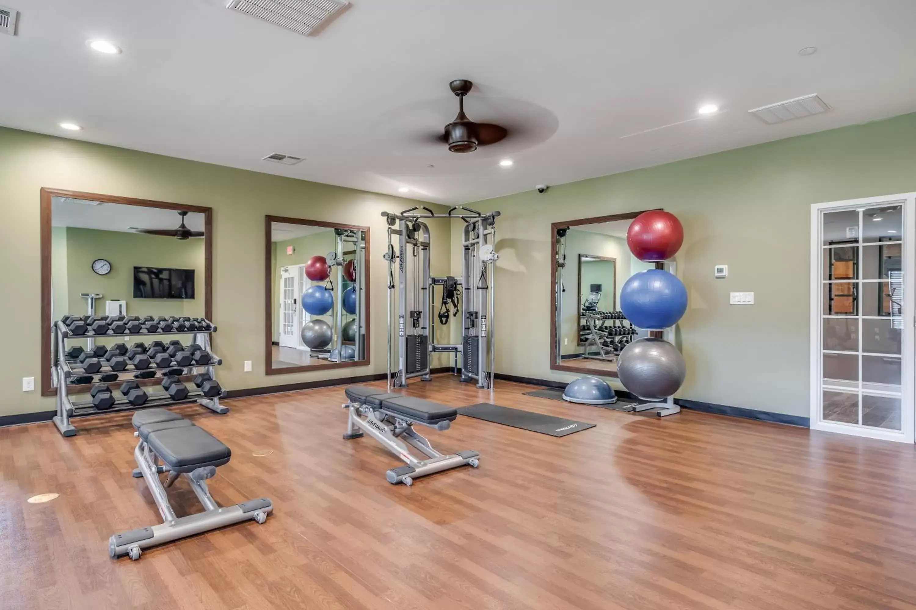 Spa and wellness centre/facilities, Fitness Center/Facilities in Holiday Inn Club Vacations Piney Shores Resort at Lake Conroe