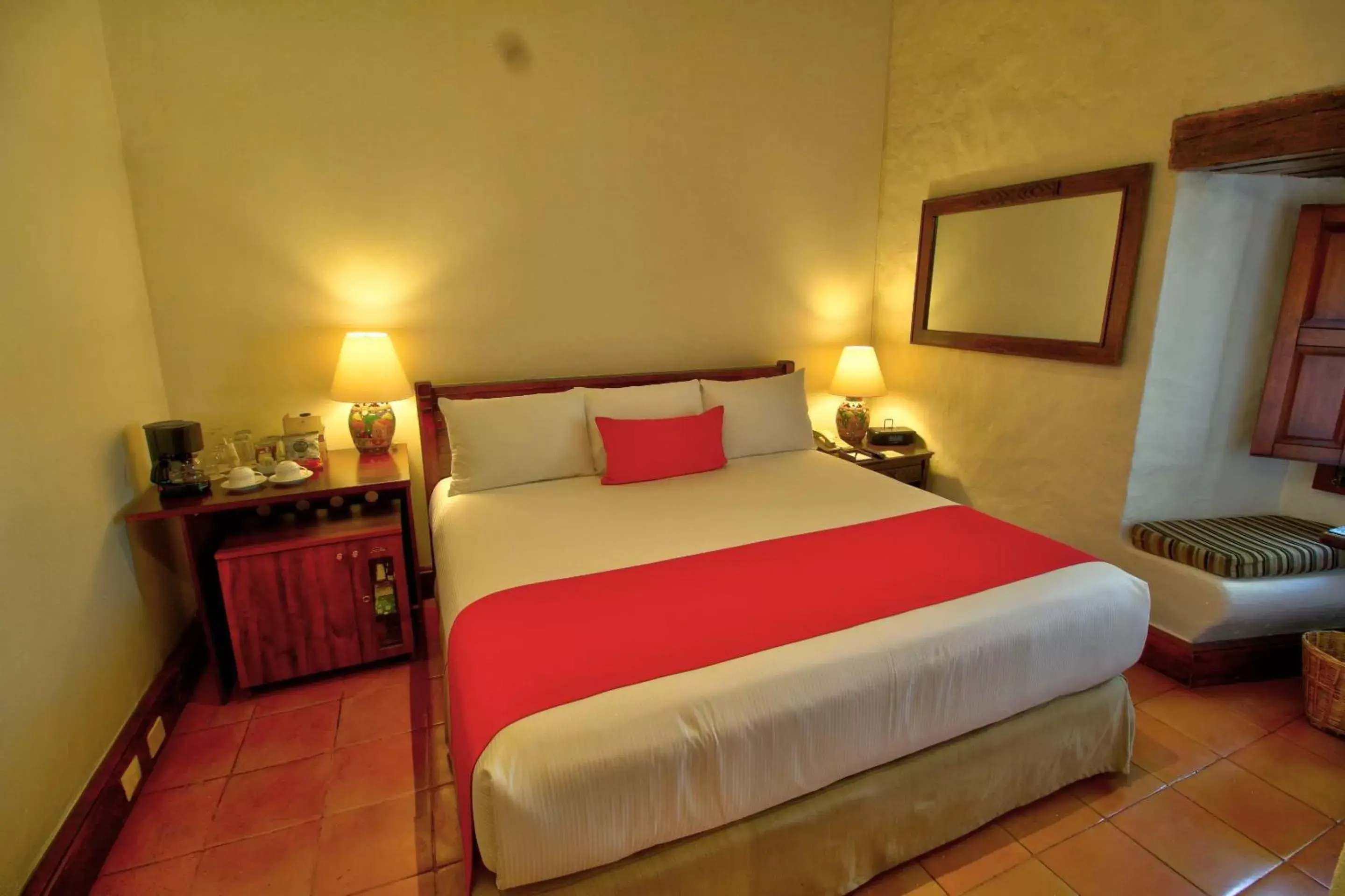 Photo of the whole room, Bed in Quinta Real Oaxaca