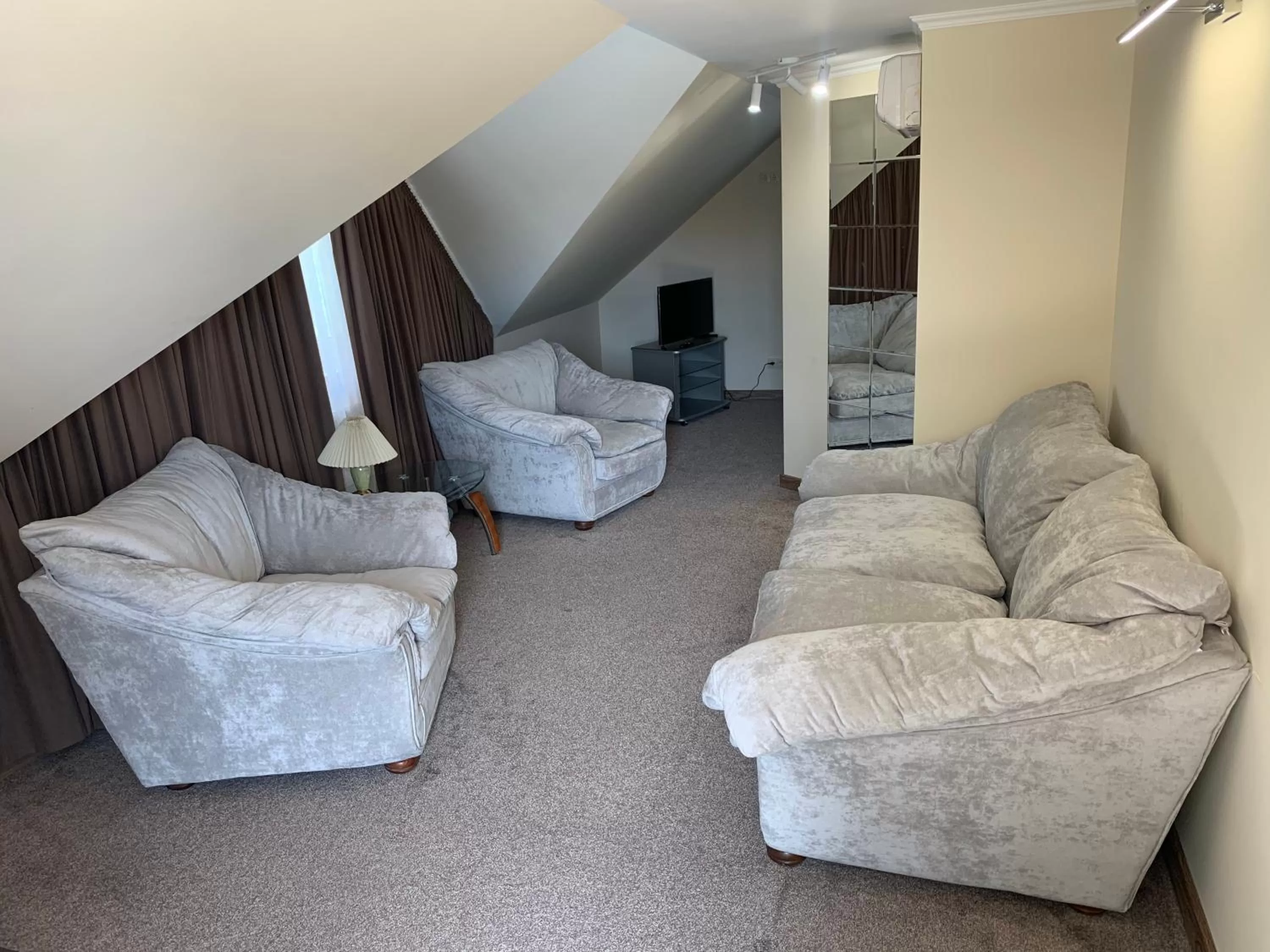 TV and multimedia in Eduard Hotel