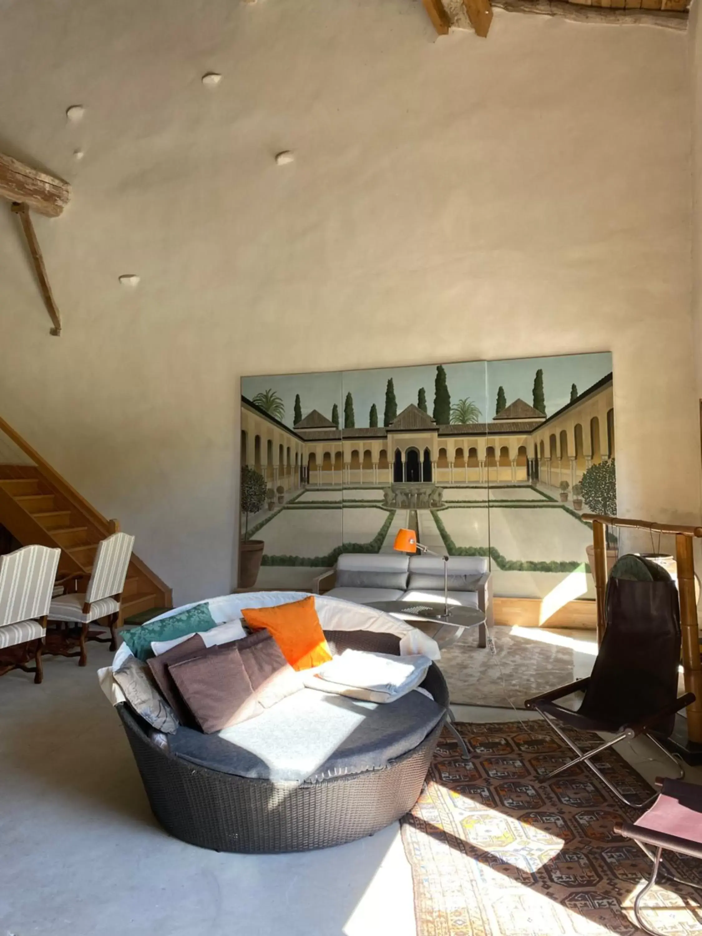 Living room in Clos de Mont July, architecture XVIIIe au cœur de la nature