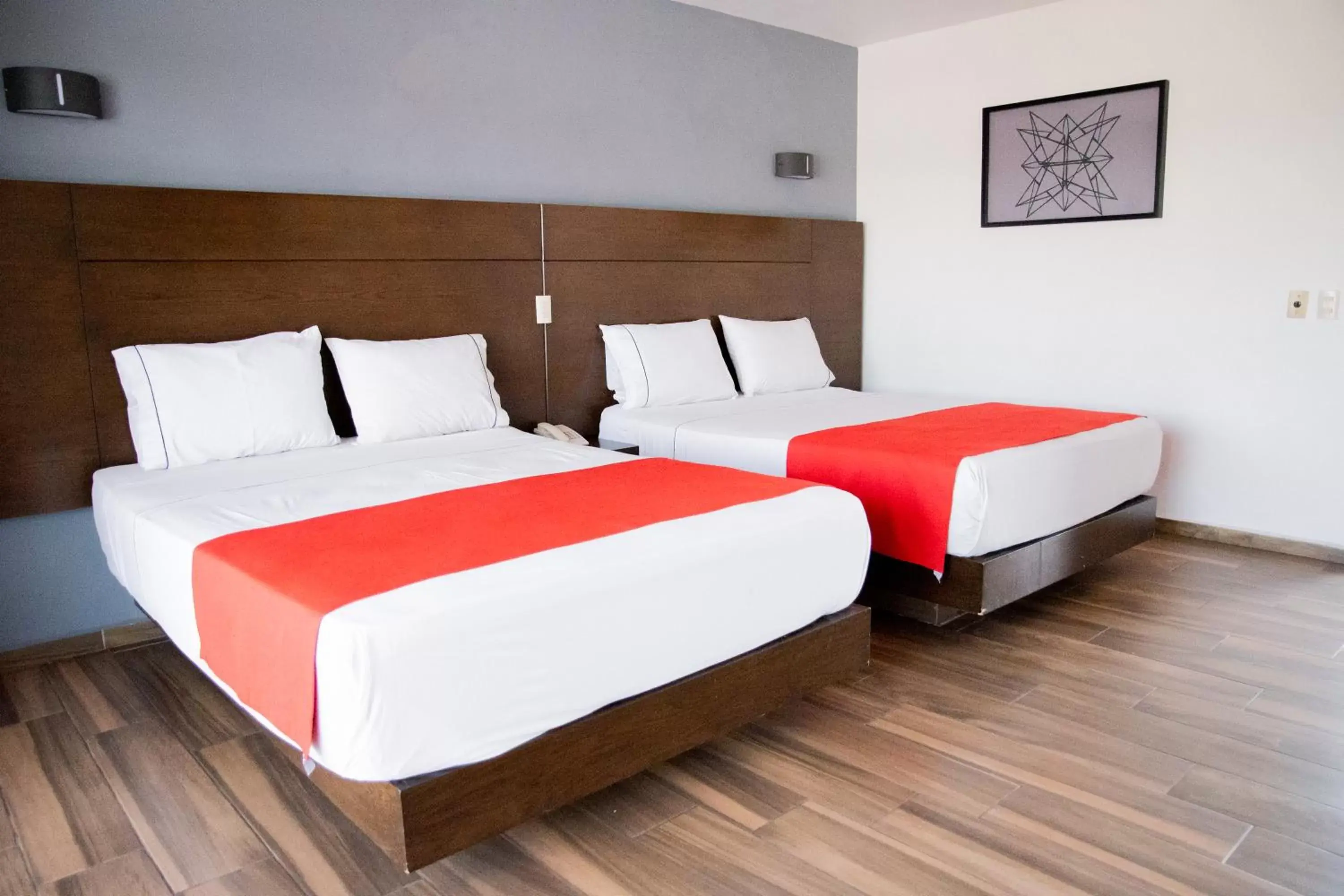 Bedroom, Bed in Hotel Expo Plaza