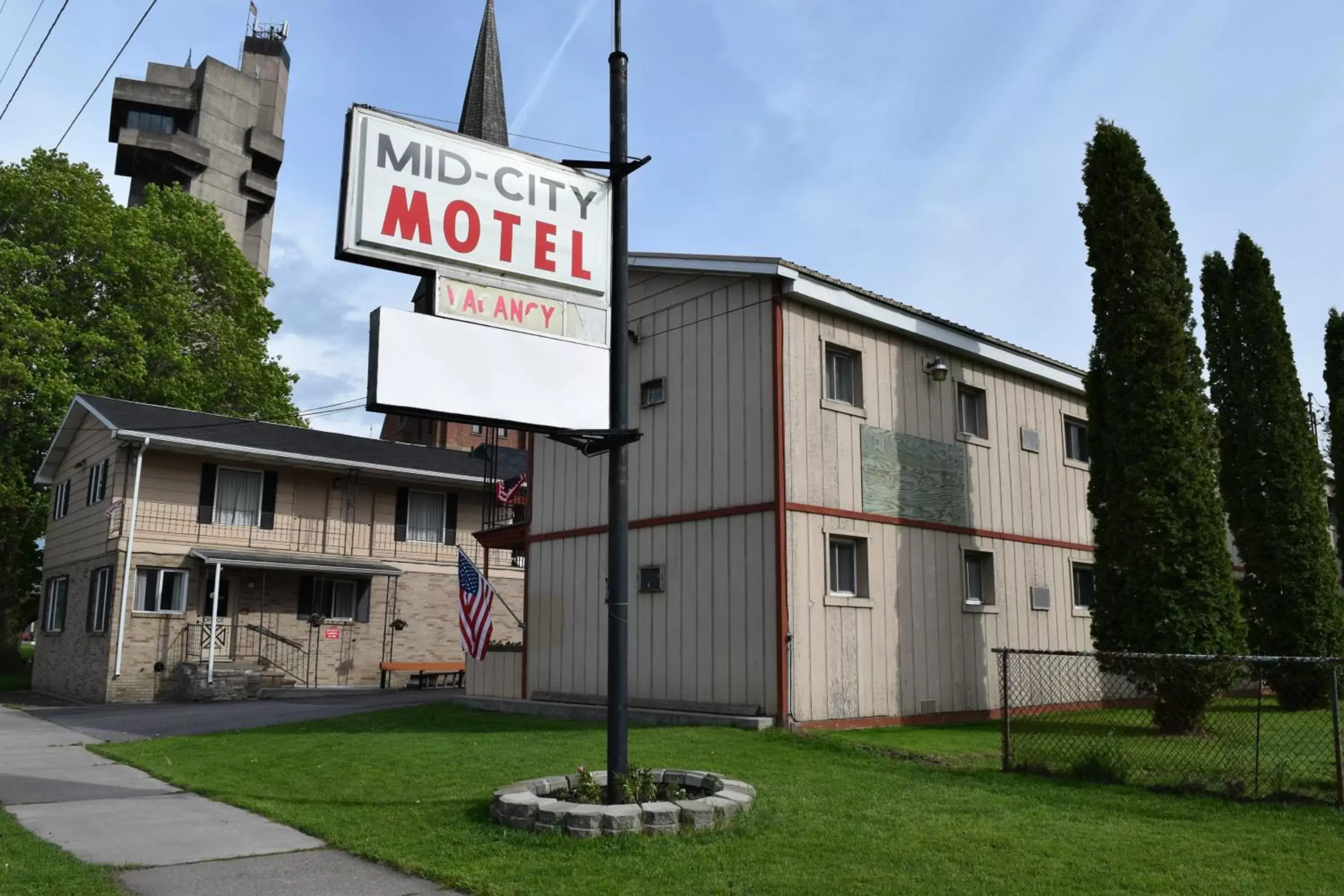 Property Building in Mid-City Motel