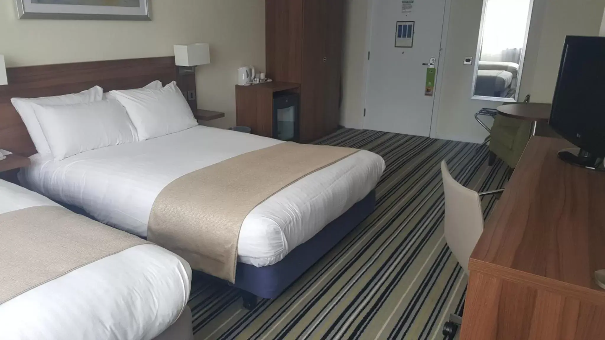 Double Room - Disability Access in Holiday Inn Derby/Nottingham, an IHG Hotel Double Room - Disability Access in Holiday Inn Derby/Nottingham, an IHG Hotel