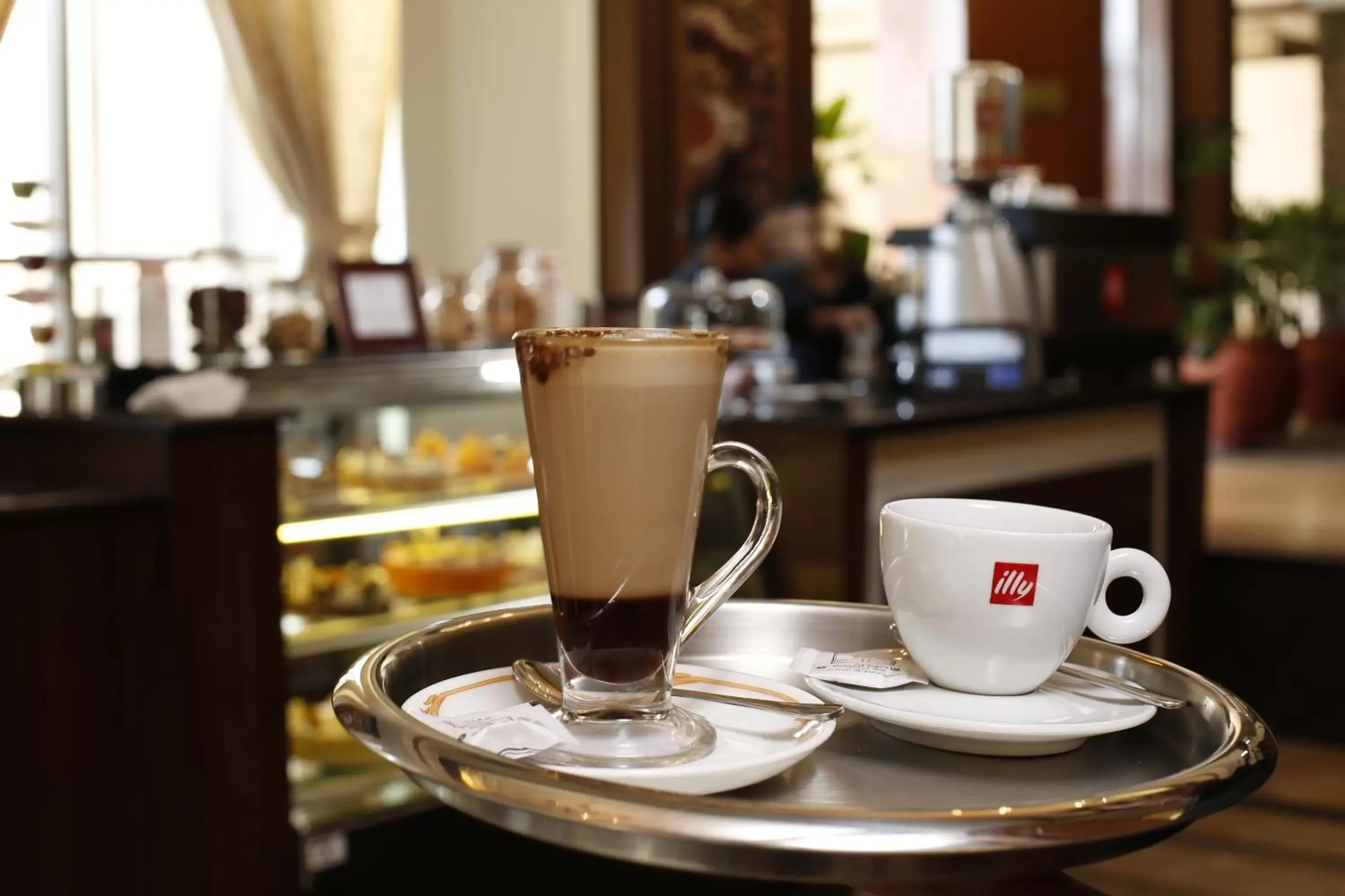 Coffee/tea facilities in Royal Singi Hotel