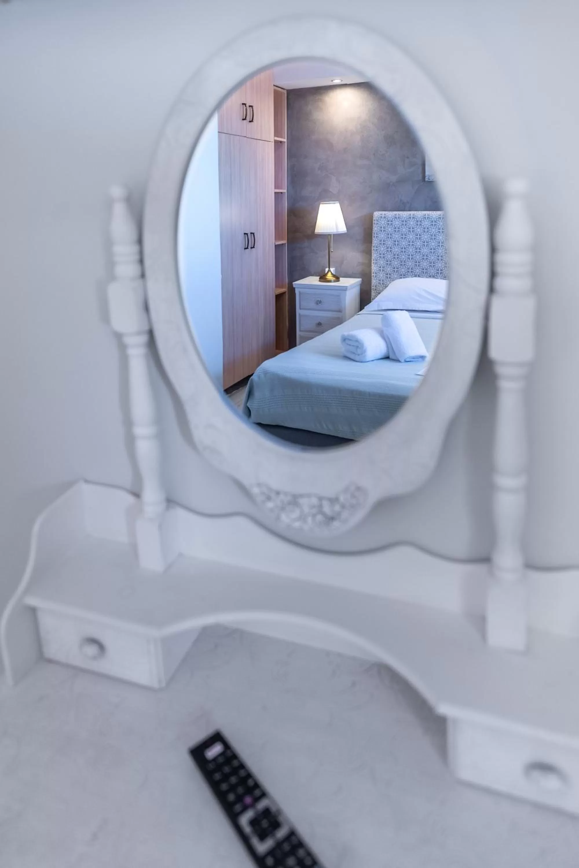 Bed in Apartments Tina FREE transfer from-to the airport