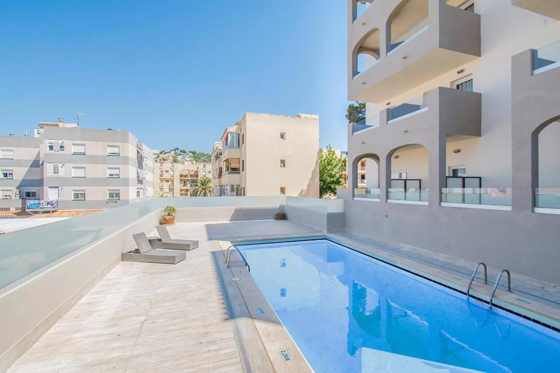 Property building, Swimming Pool in Santa Ponsa Pins