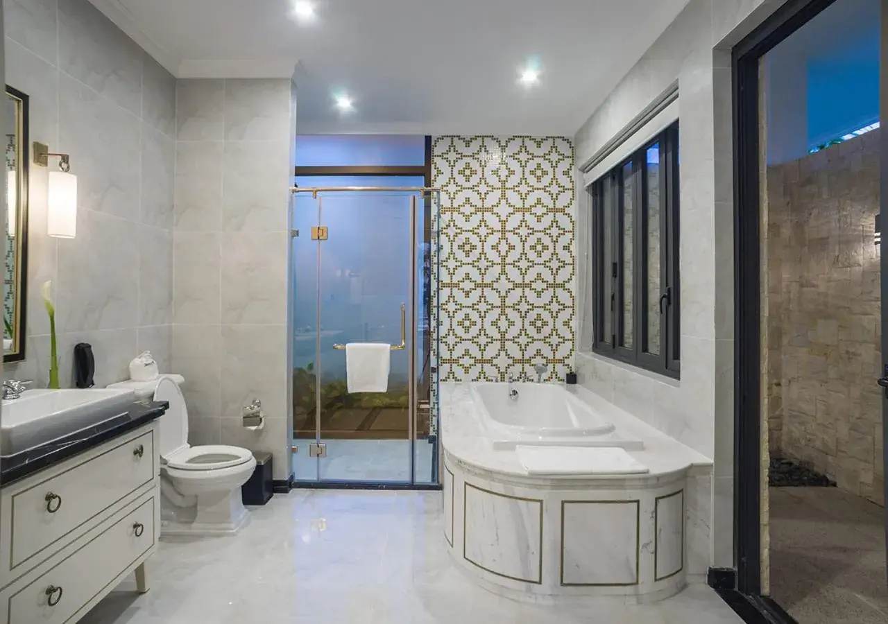 Shower, Bathroom in Radisson Blu Resort Phu Quoc