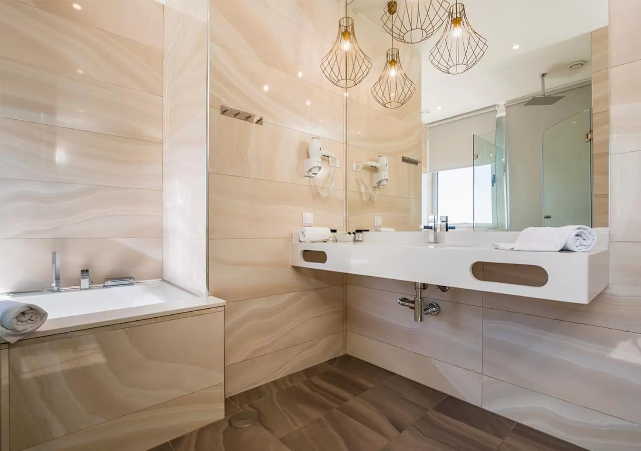 Toilet in Lisotel - Hotel & Spa