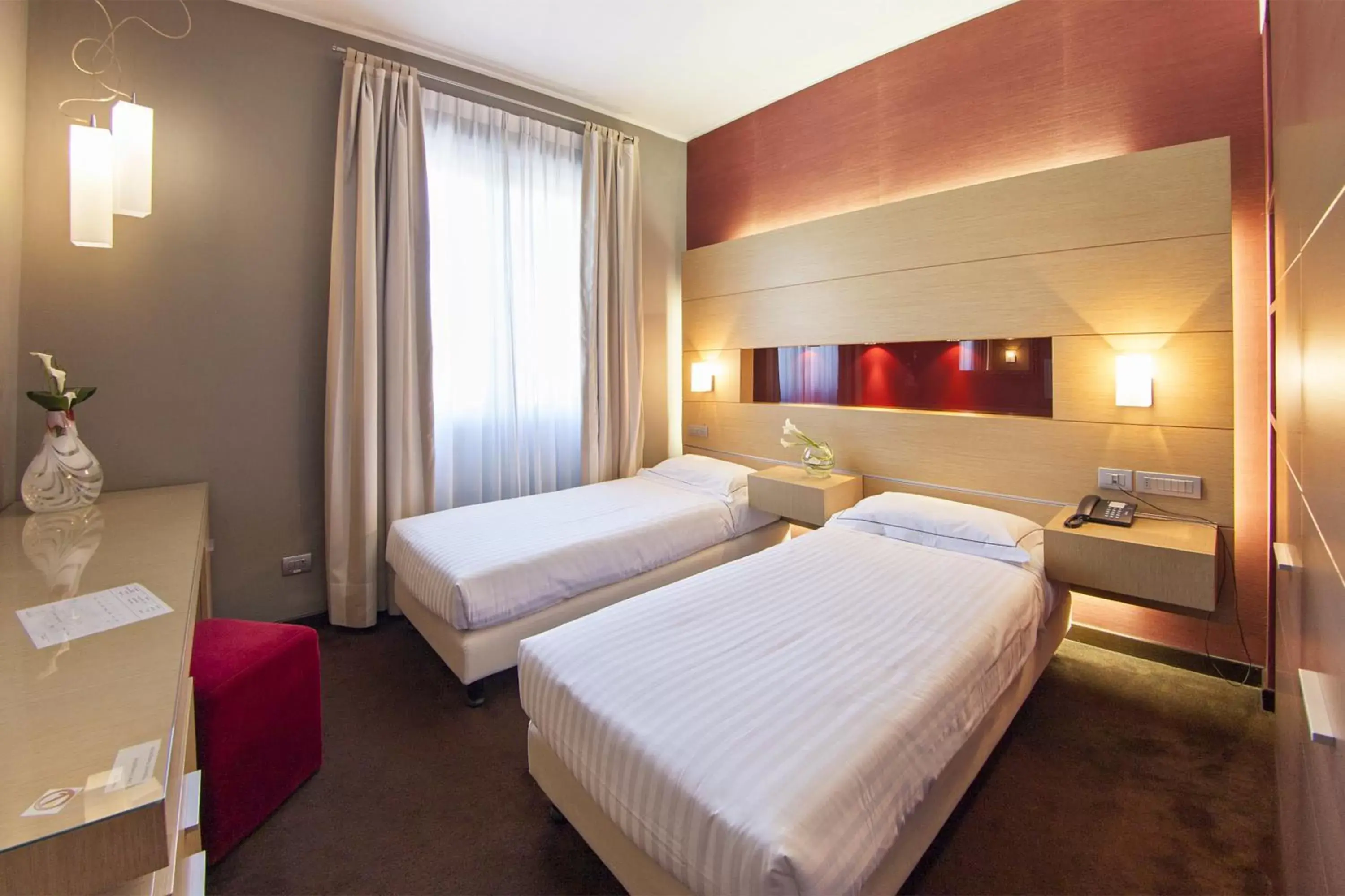 Double or Twin Room in Inverigo Hotel Double or Twin Room in Inverigo Hotel